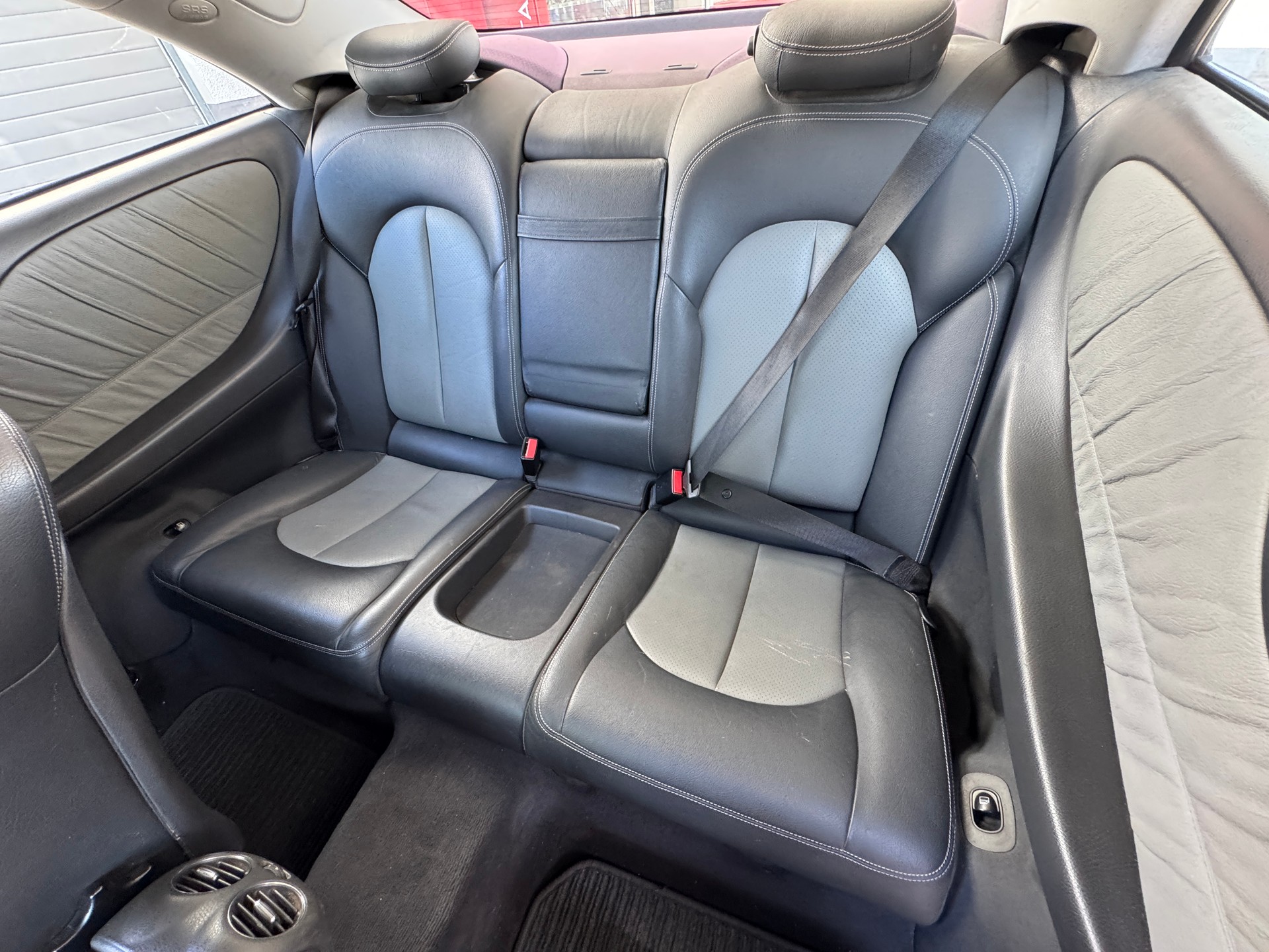MERCEDES-BENZ CLK 240 Avantgarde-image-8