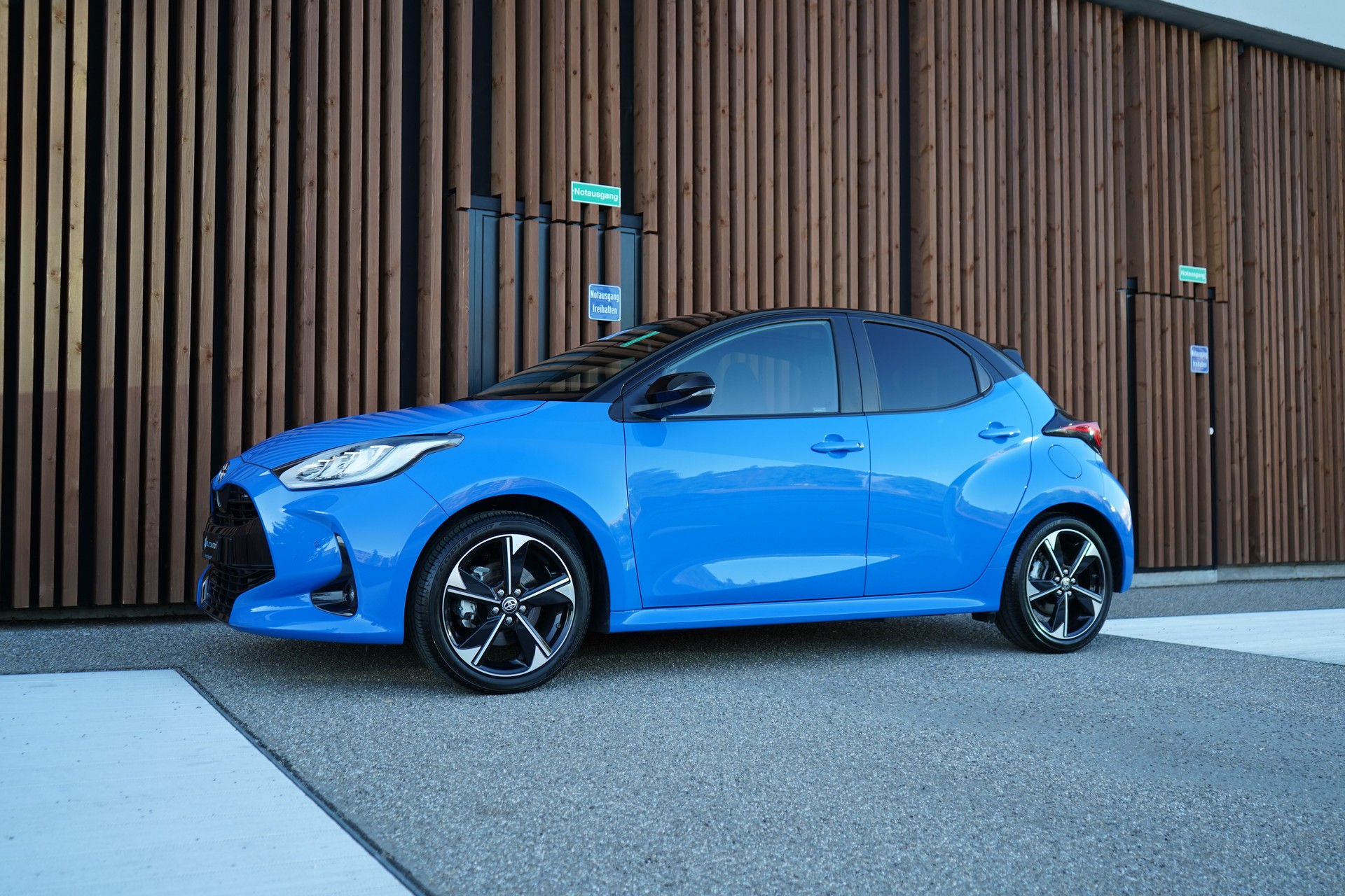 TOYOTA YARIS 1.5 POP SPORT E-CVT l 116 PS-image-7