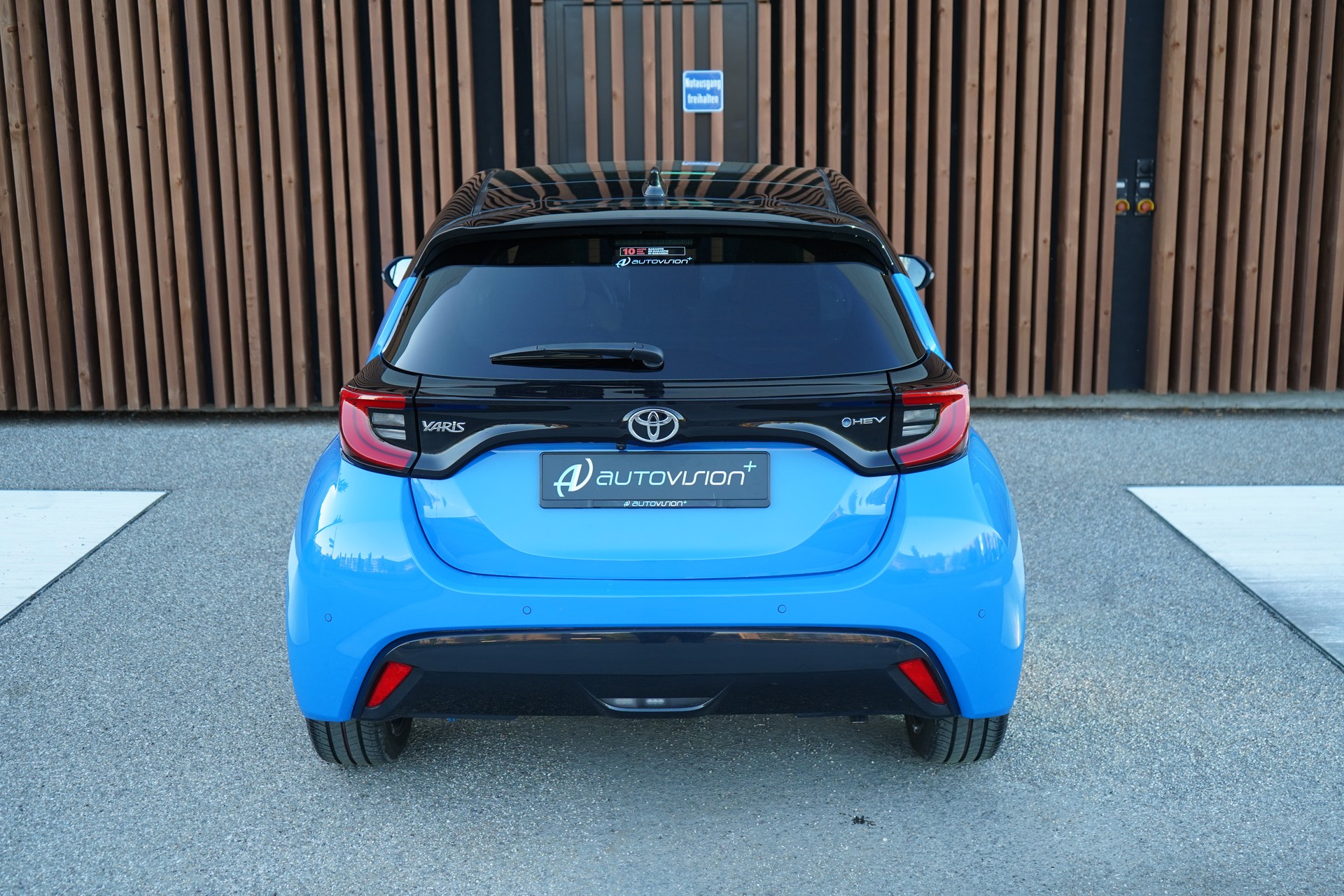 TOYOTA YARIS 1.5 POP SPORT E-CVT l 116 PS-image-14
