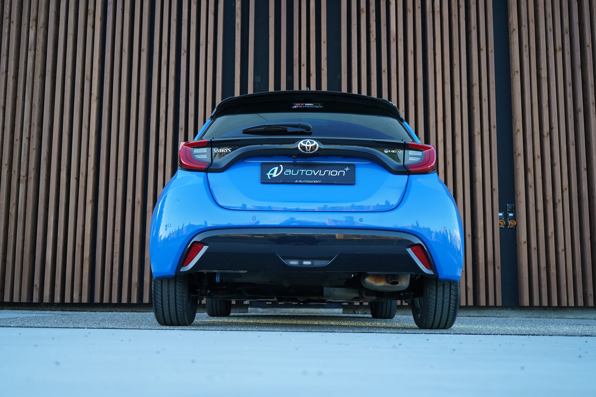 TOYOTA YARIS 1.5 POP SPORT E-CVT l 116 PS-image-15