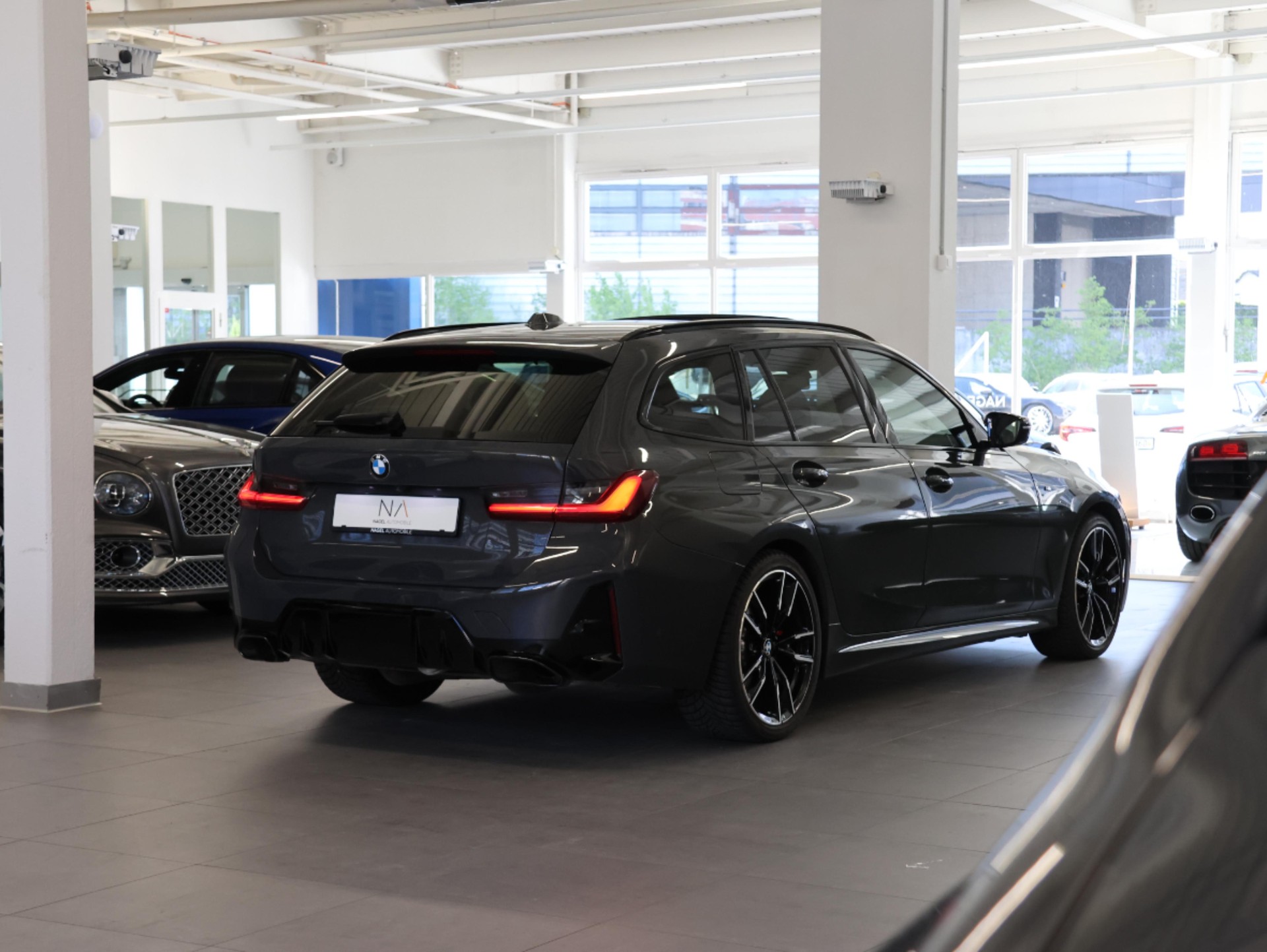 BMW M340d xDrive 48V Touring Steptronic M Sport Pro *Werksgarantie* *Harman & Kardon* *Anhängerkupplung*-image-12