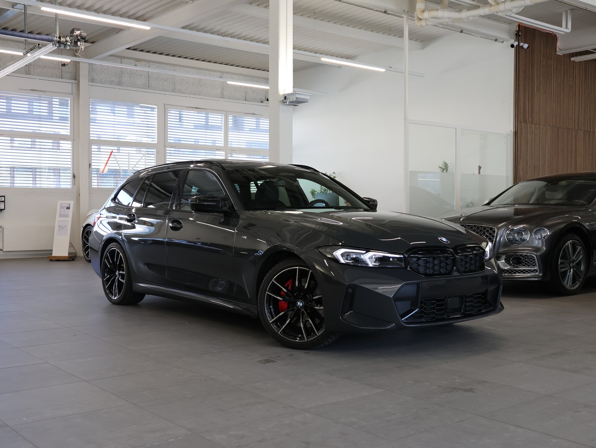 BMW M340d xDrive 48V Touring Steptronic M Sport Pro *Werksgarantie* *Harman & Kardon* *Anhängerkupplung*-image-0
