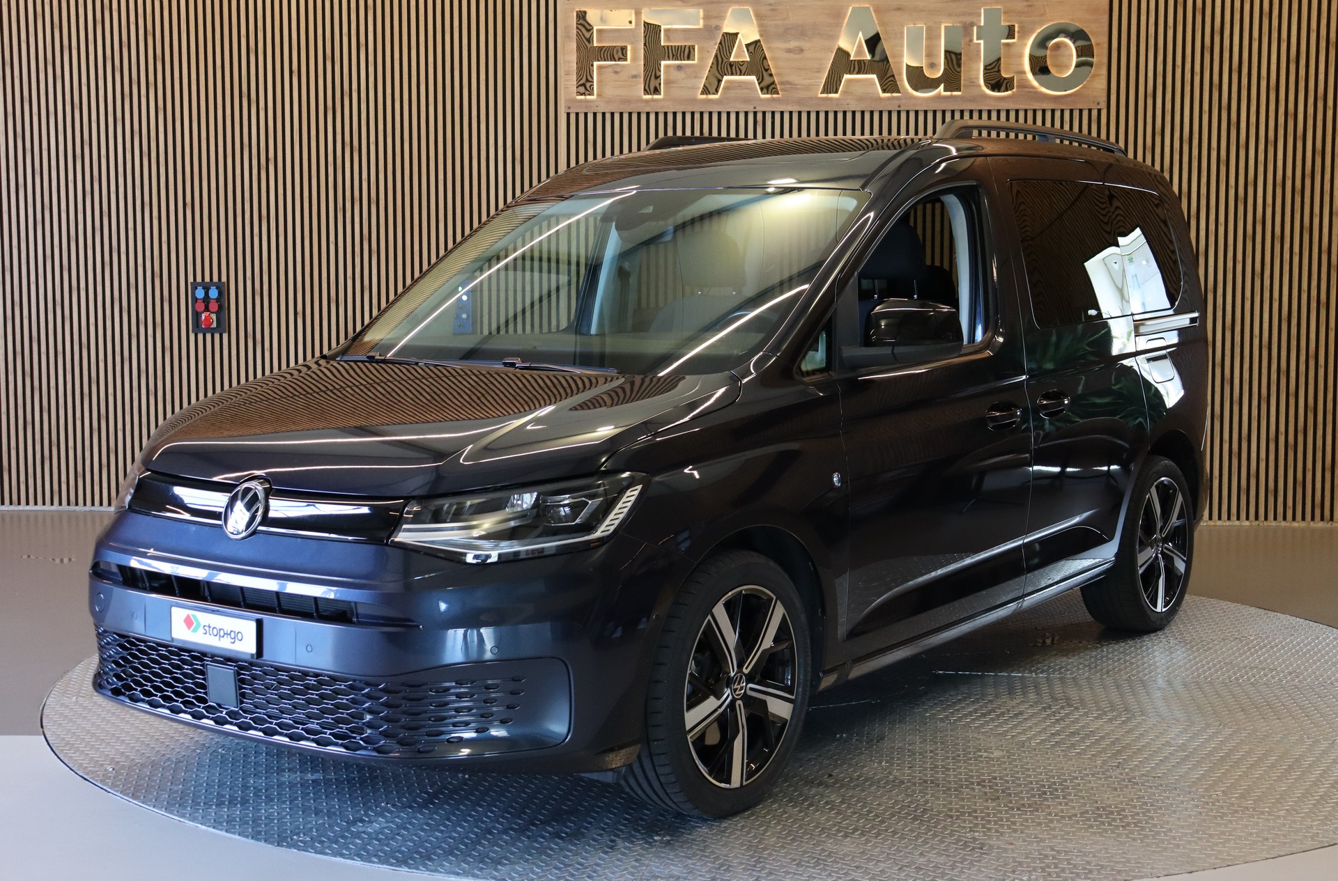 VW Caddy 2.0 TDI 122 Liberty DSG-showroom-element-1
