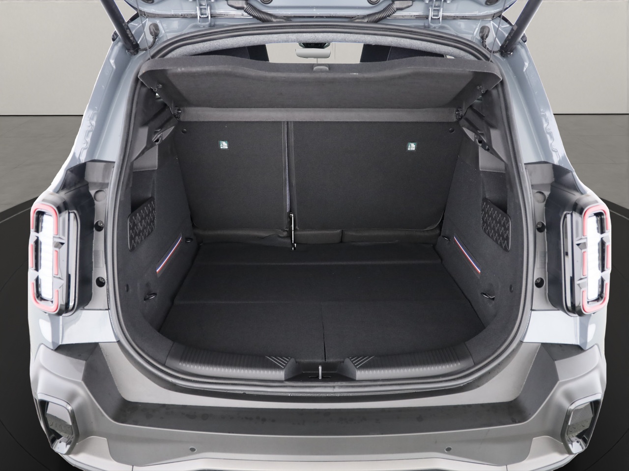 RENAULT R4 E-Tech Comfort Range techno-image-8