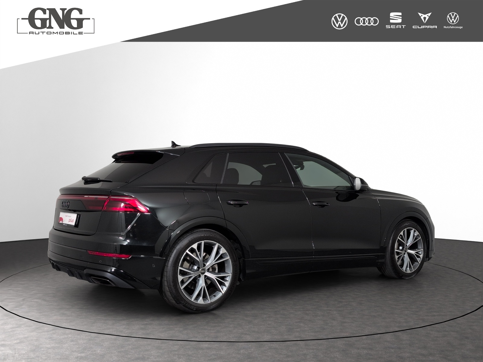 AUDI Q8 55 TFSI e quattro PHEV tiptronic-image-2