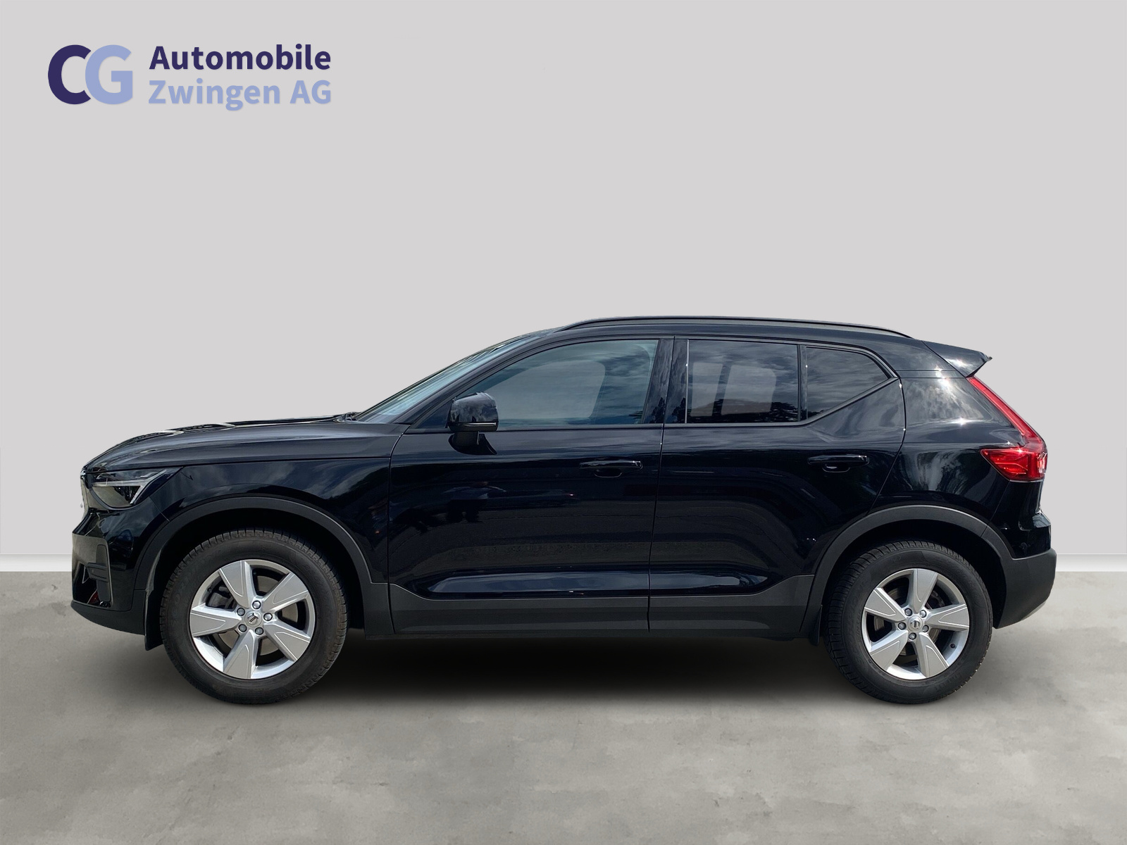 VOLVO XC40 B3 Benzin Mild Hybrid Essential DCT-showroom-element-2