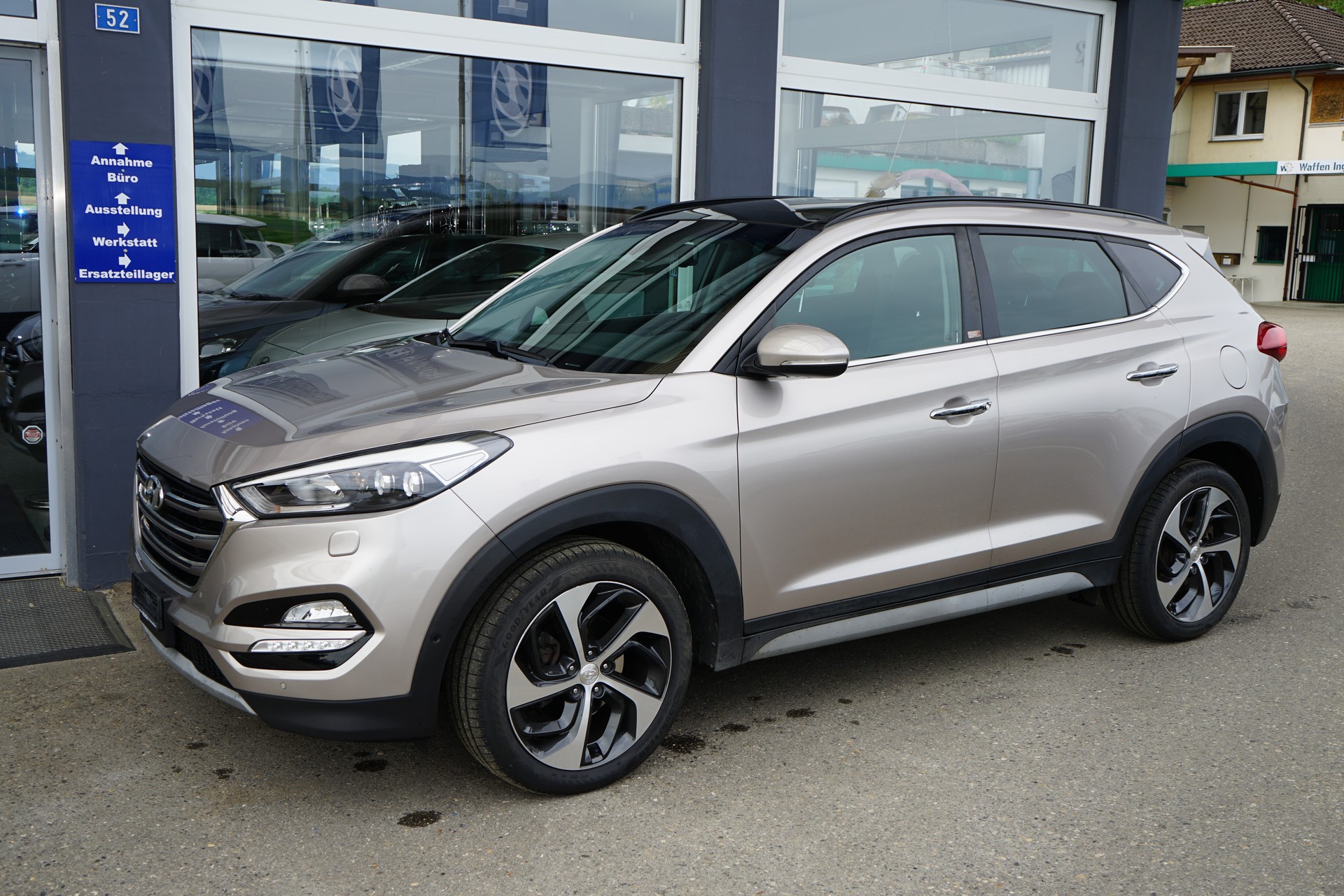 HYUNDAI Tucson 2.0 CRDI Vertex 4WD Automatic-image-0