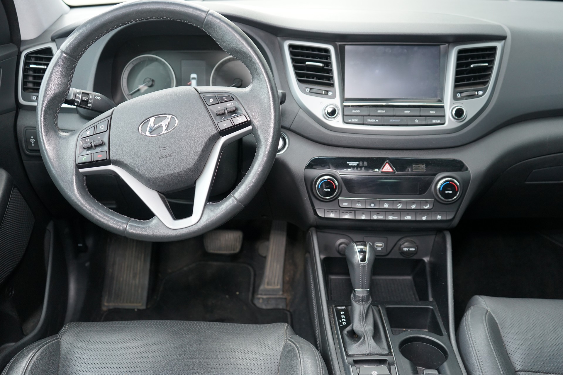 HYUNDAI Tucson 2.0 CRDI Vertex 4WD Automatic-image-15
