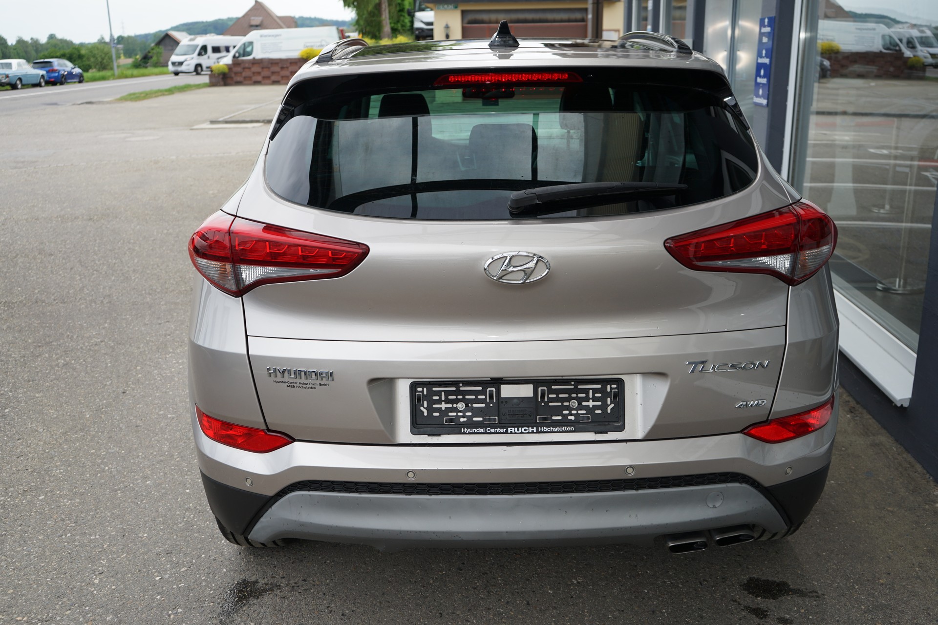 HYUNDAI Tucson 2.0 CRDI Vertex 4WD Automatic-image-4