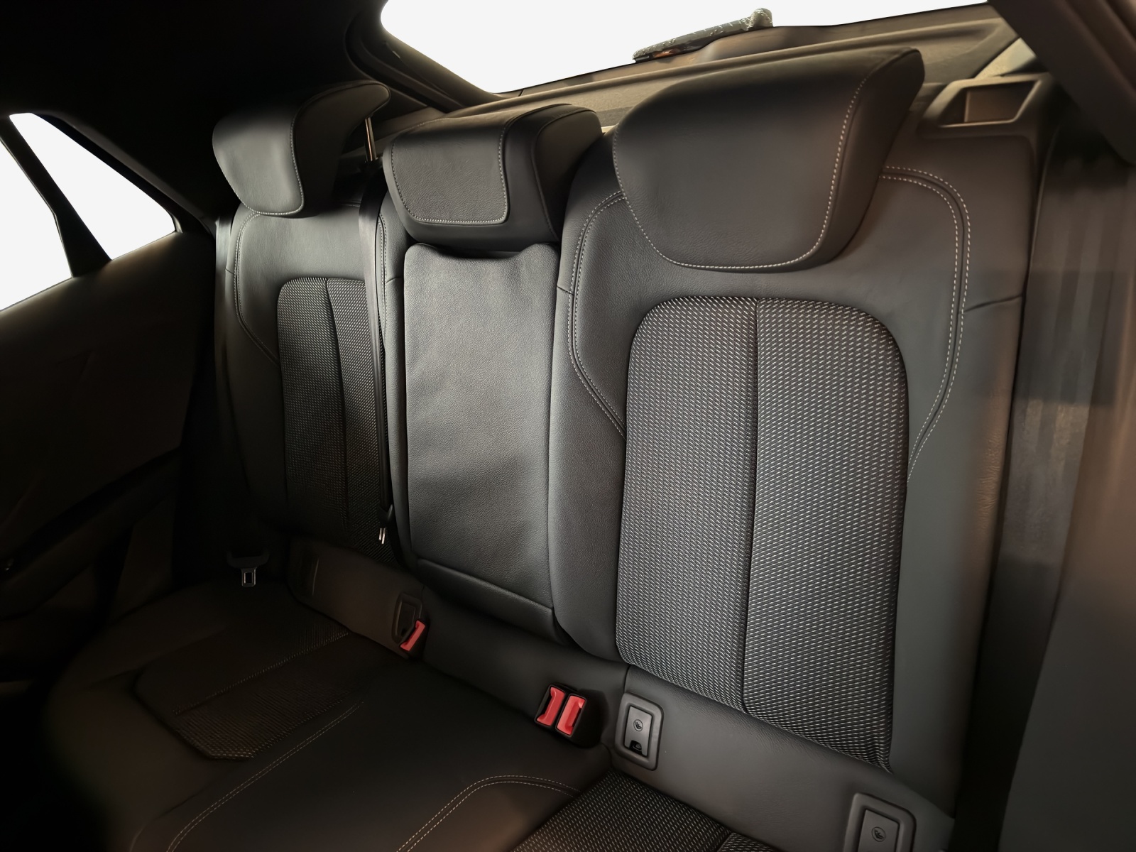 AUDI Q2 35 TFSI advanced S-tronic-image-11