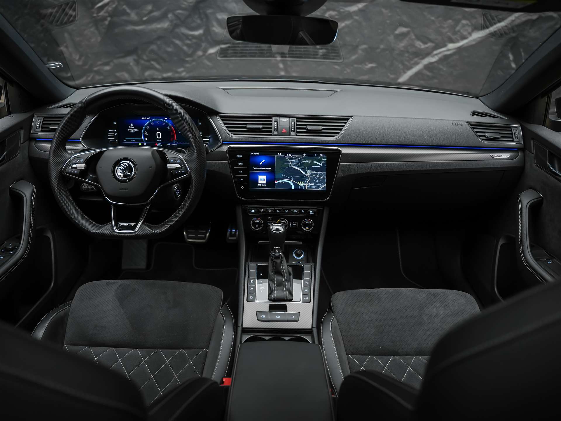 SKODA Superb Combi 2.0 TSI 280 SportLine 4x4 DSG *Facelift*Panorama*Sportsitze*360°Kamera*-image-19