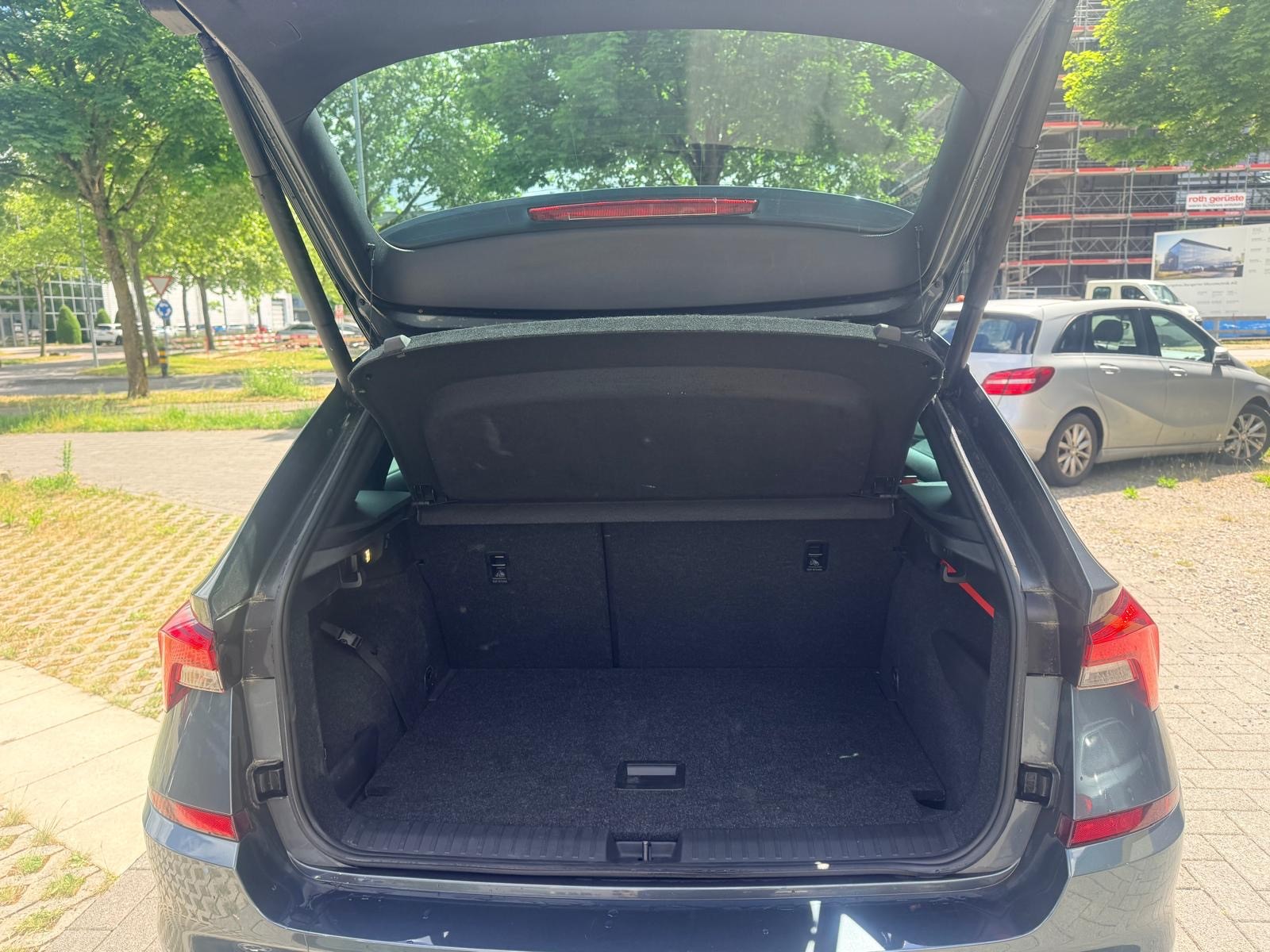 SKODA Kamiq 1.0 TSI Style DSG-image-14