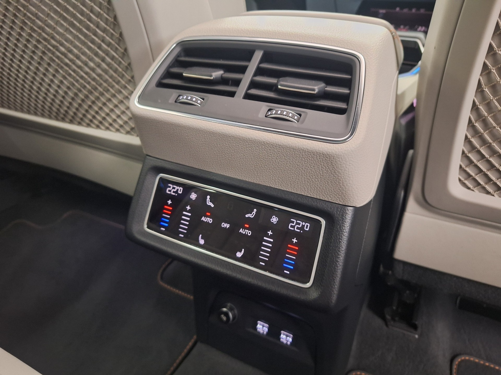 AUDI e-tron 55 Advanced quattro⚡Top Ausstattung , Keine Ablieferungspauschale⚡-image-27