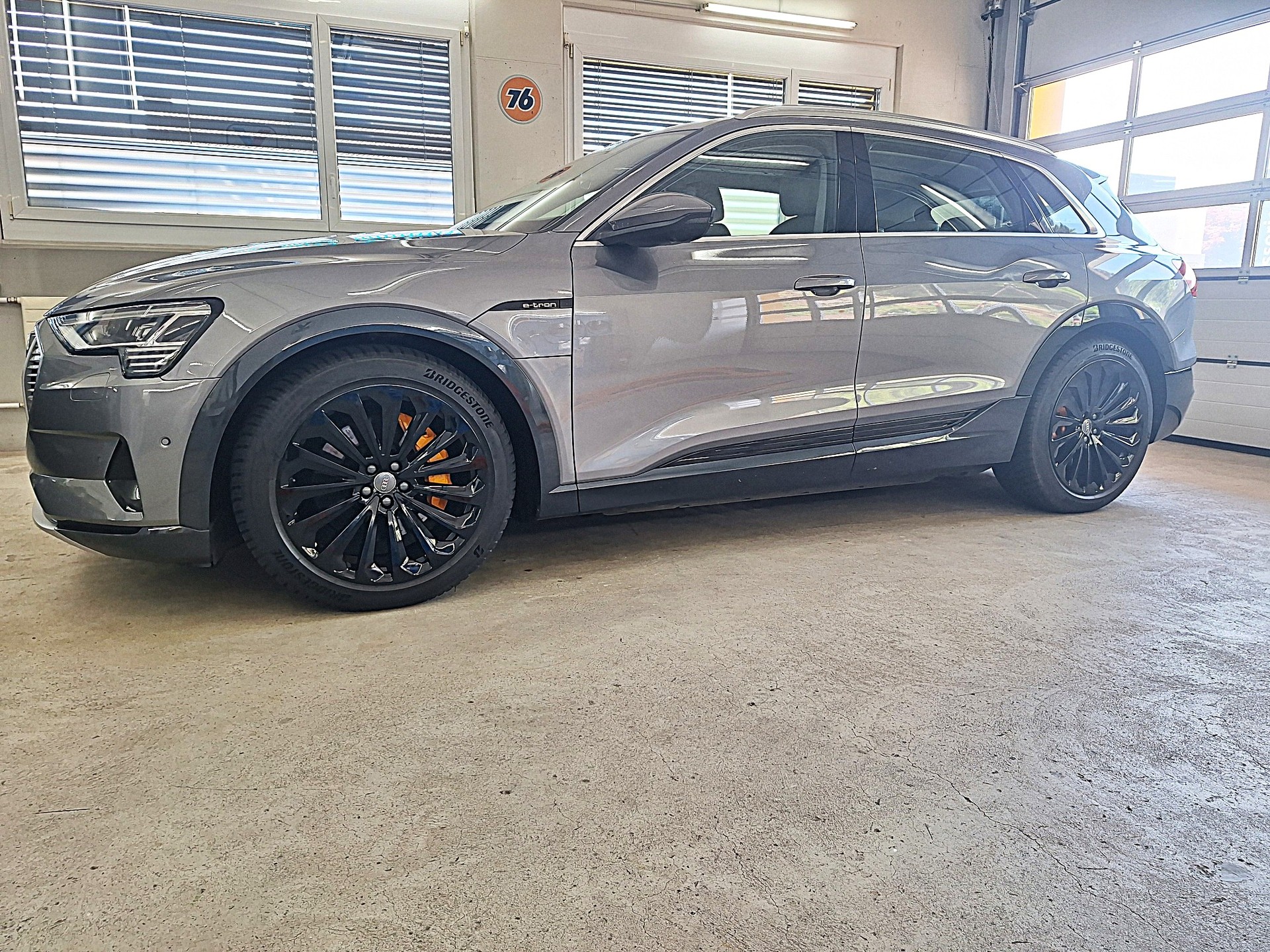 AUDI e-tron 55 Advanced quattro⚡Top Ausstattung , Keine Ablieferungspauschale⚡-showroom-element-2