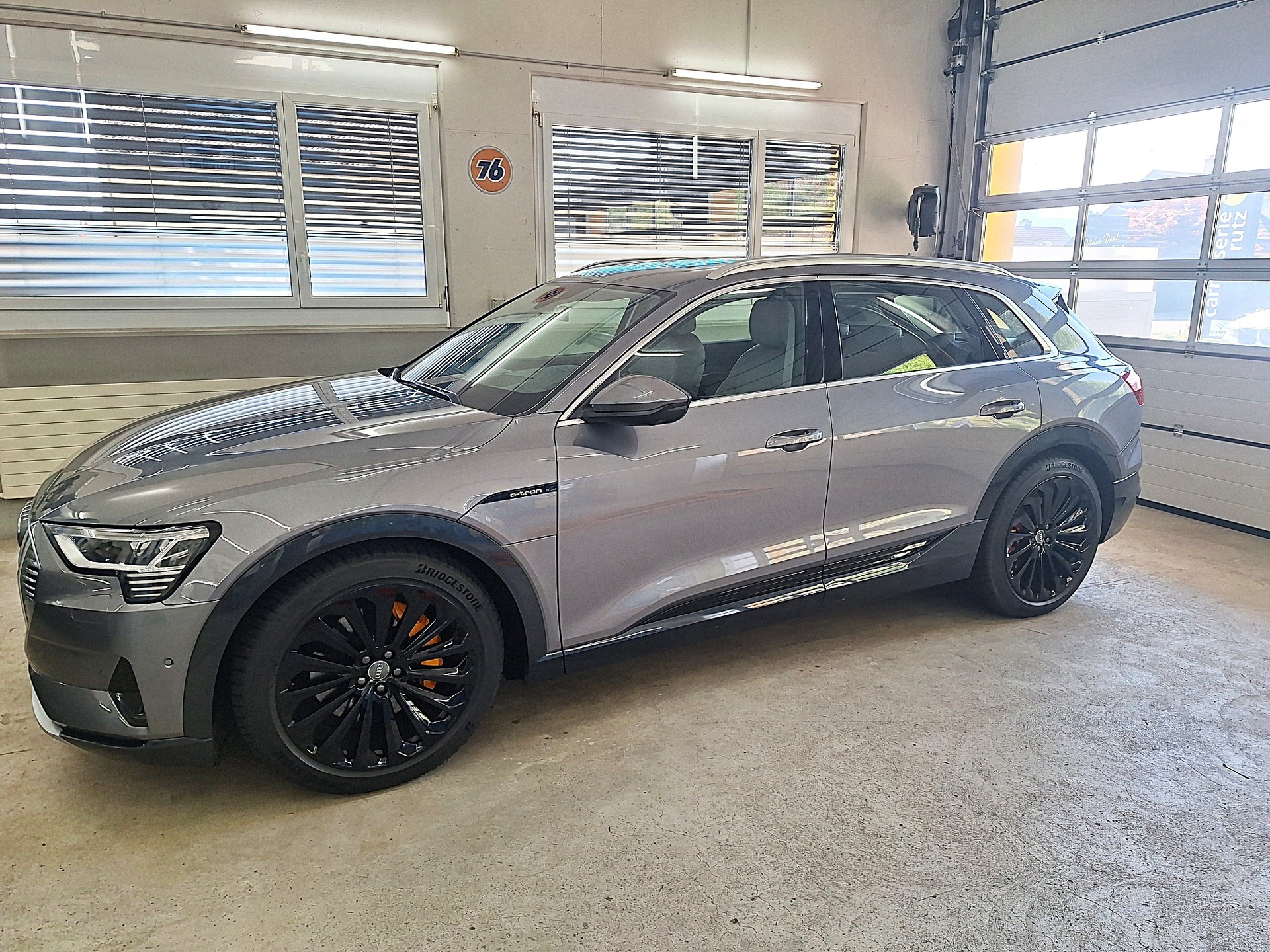 AUDI e-tron 55 Advanced quattro⚡Top Ausstattung , Keine Ablieferungspauschale⚡-showroom-element-3