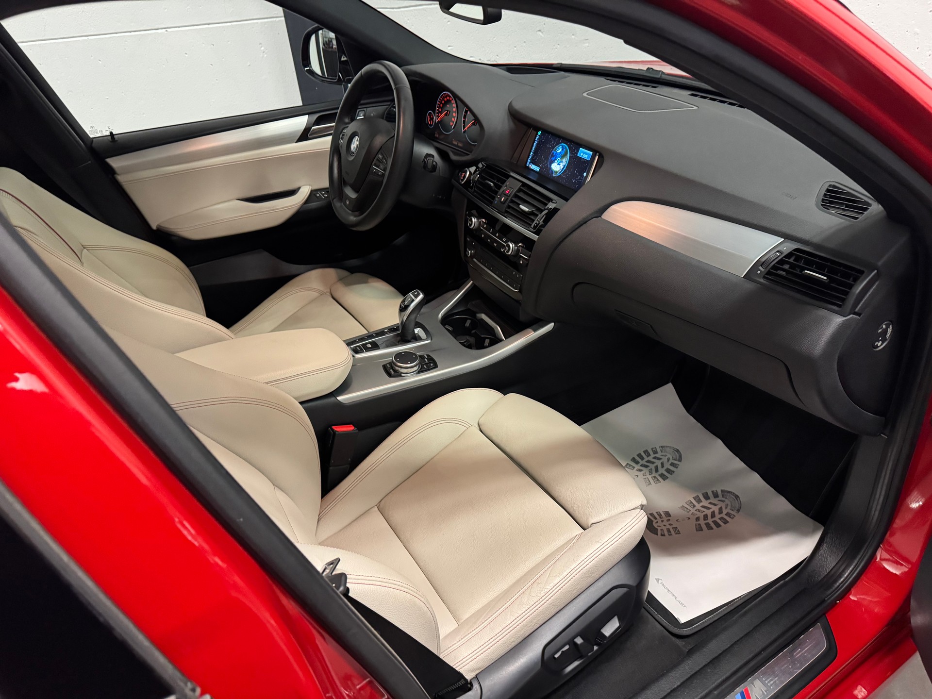 BMW X4 xDrive 35i Steptronic-image-19