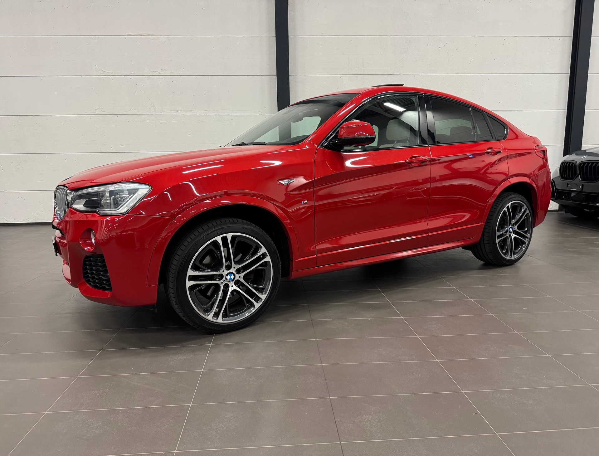 BMW X4 xDrive 35i Steptronic-image-2