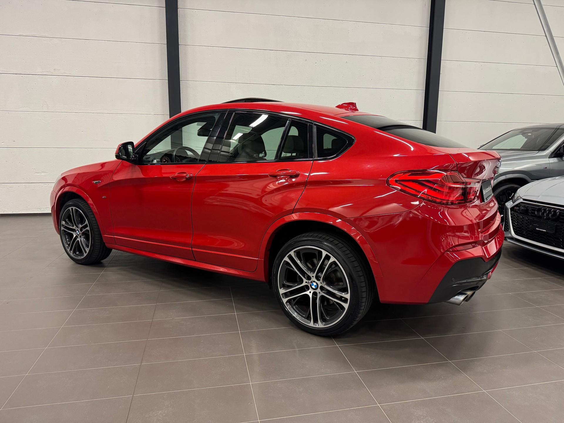 BMW X4 xDrive 35i Steptronic-image-11