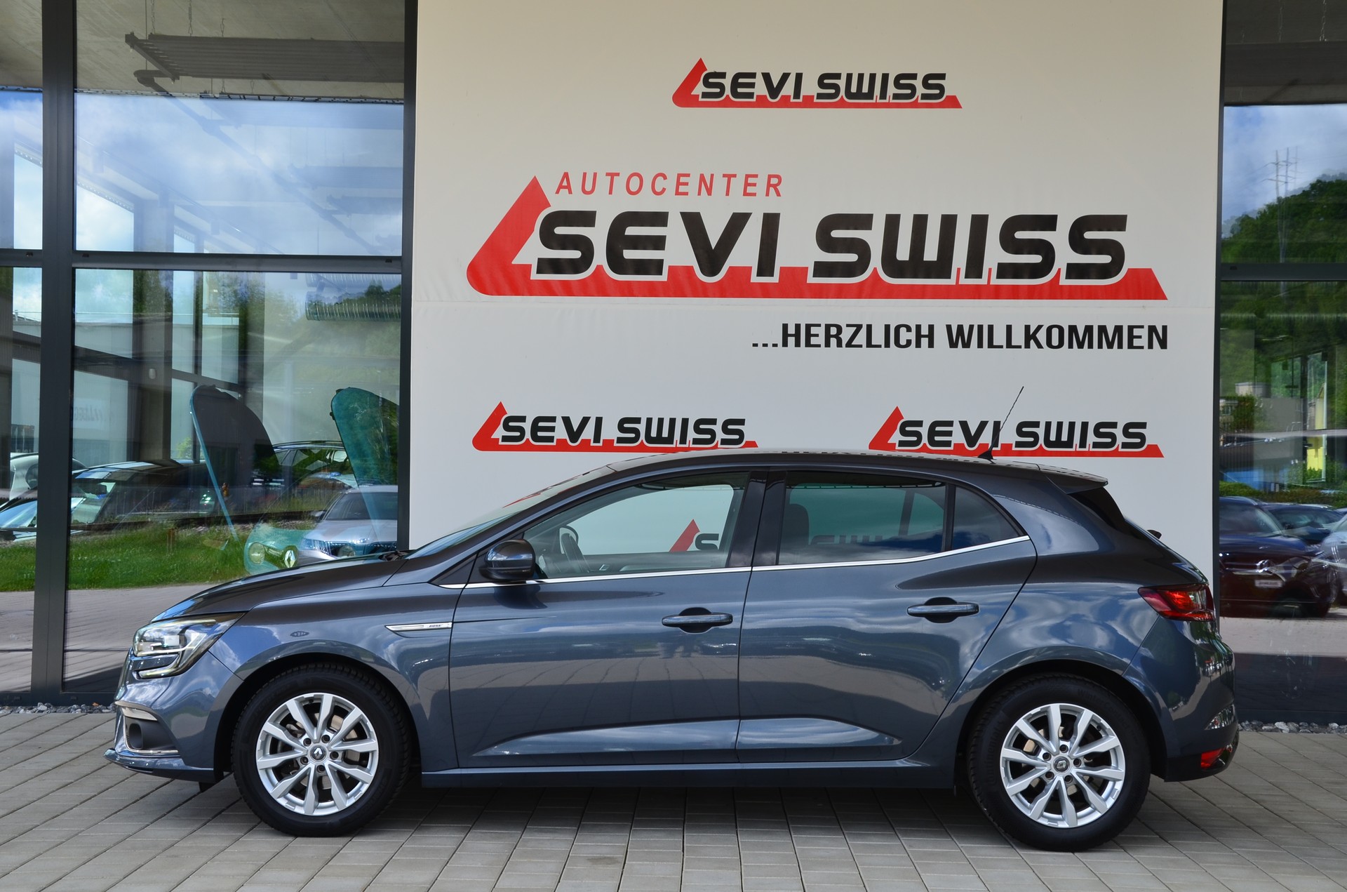 RENAULT Mégane 1.2 16V Turbo Bose*Frisch ab MFK,1 Jahr oder 20000km Garantie*-image-7