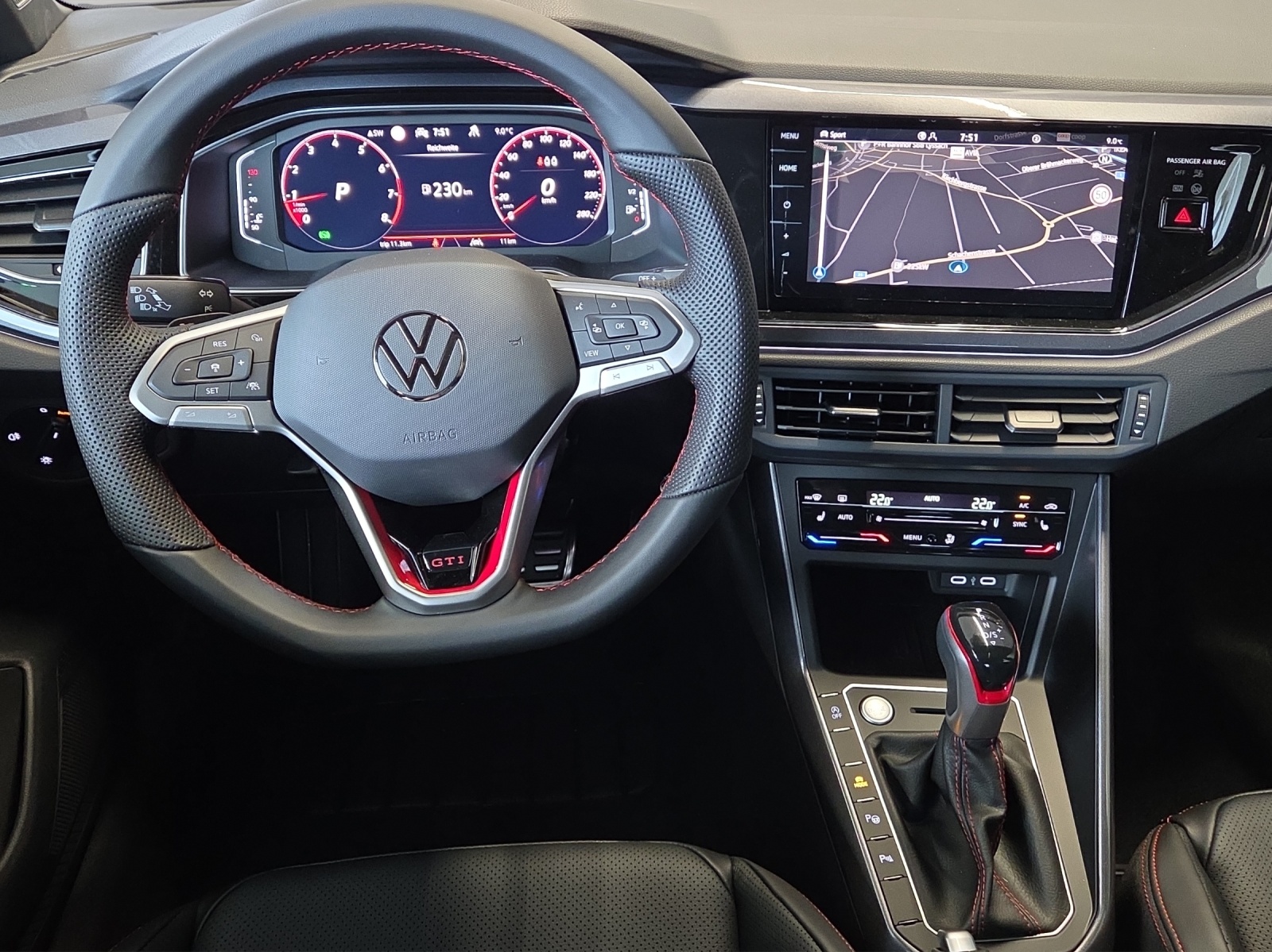 VW Polo 2.0 TSI GTI DSG-image-7