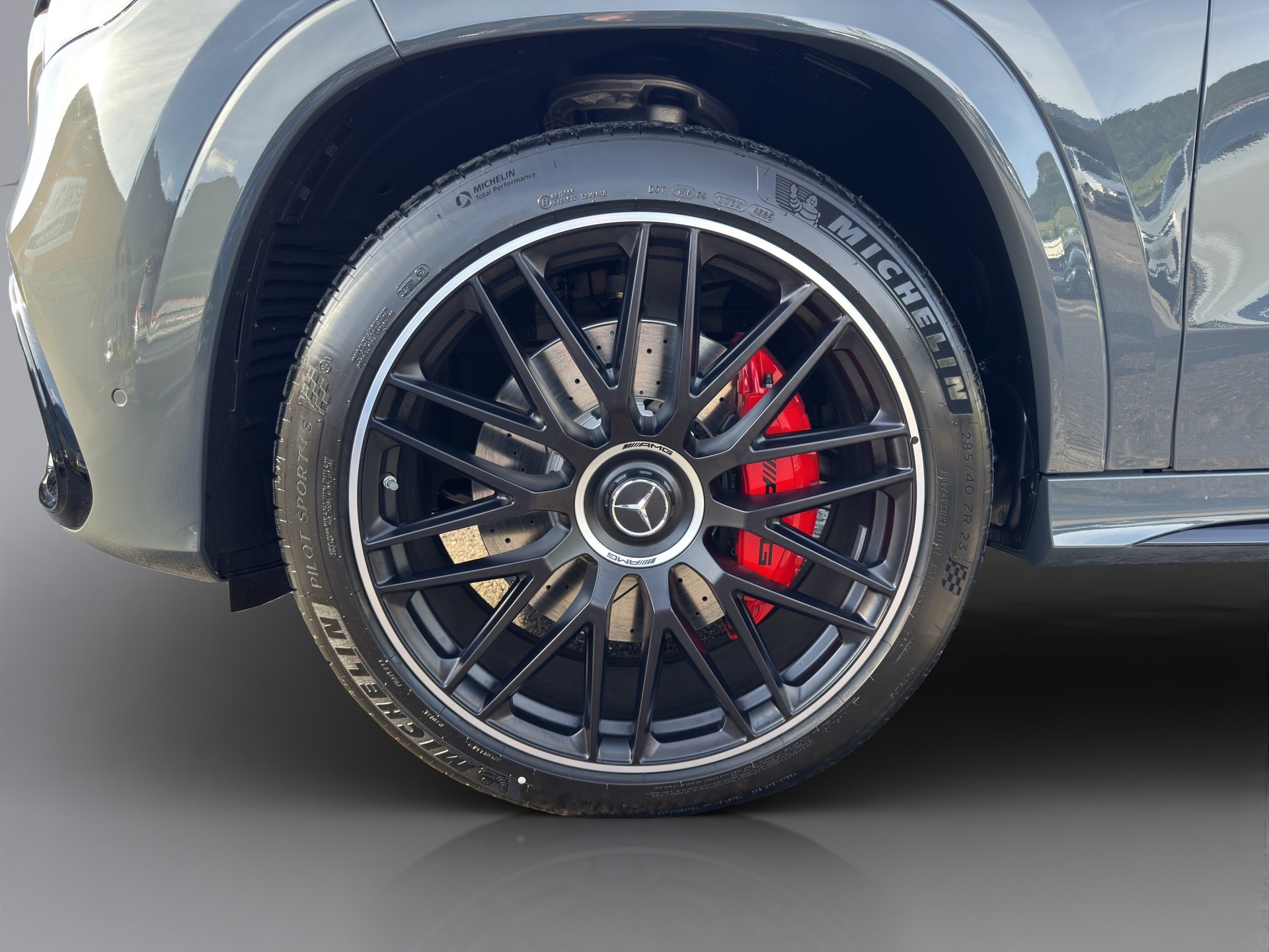 MERCEDES-BENZ GLS 63 AMG 4matic+-image-17