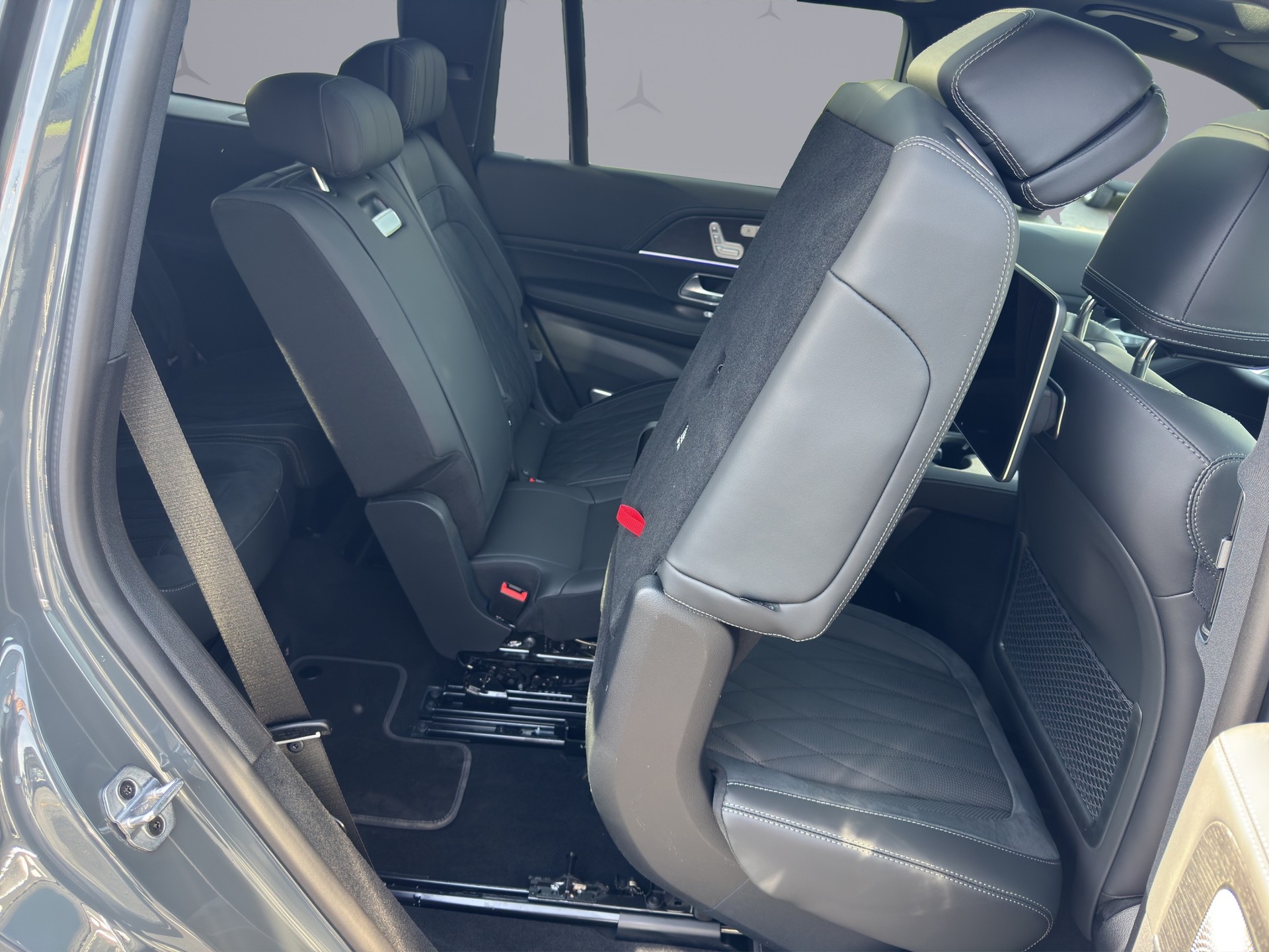 MERCEDES-BENZ GLS 63 AMG 4matic+-image-14