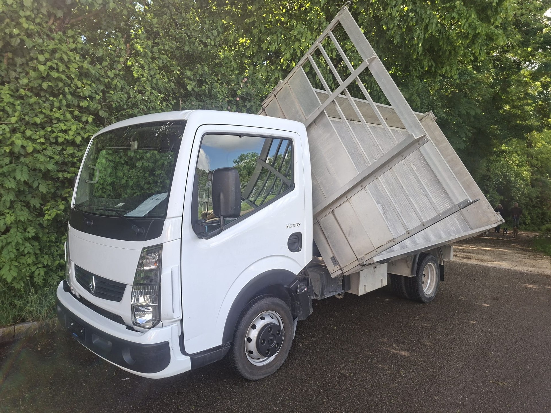 RENAULT Maxity 130.35 Dynamic-image-4