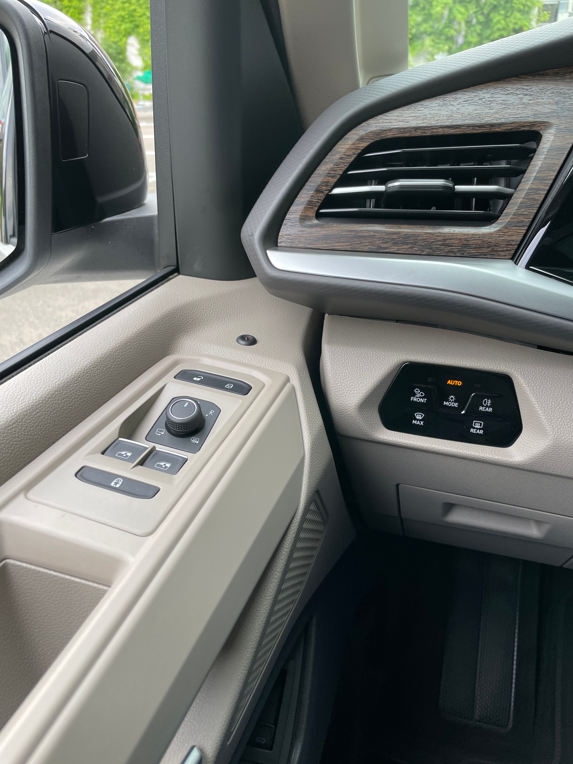VW Multivan 1.5 eHybrid Style 4Motion DSG-image-20