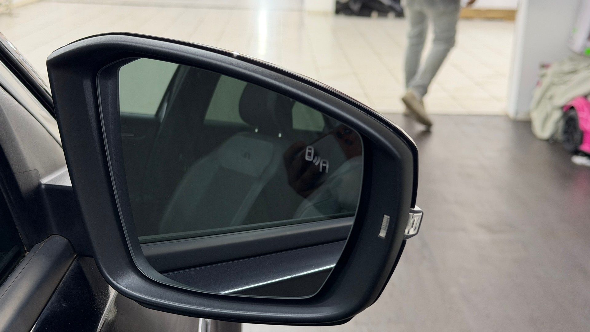 VW T-Roc 2.0 TDI SCR Sport DSG 4Motion-image-17