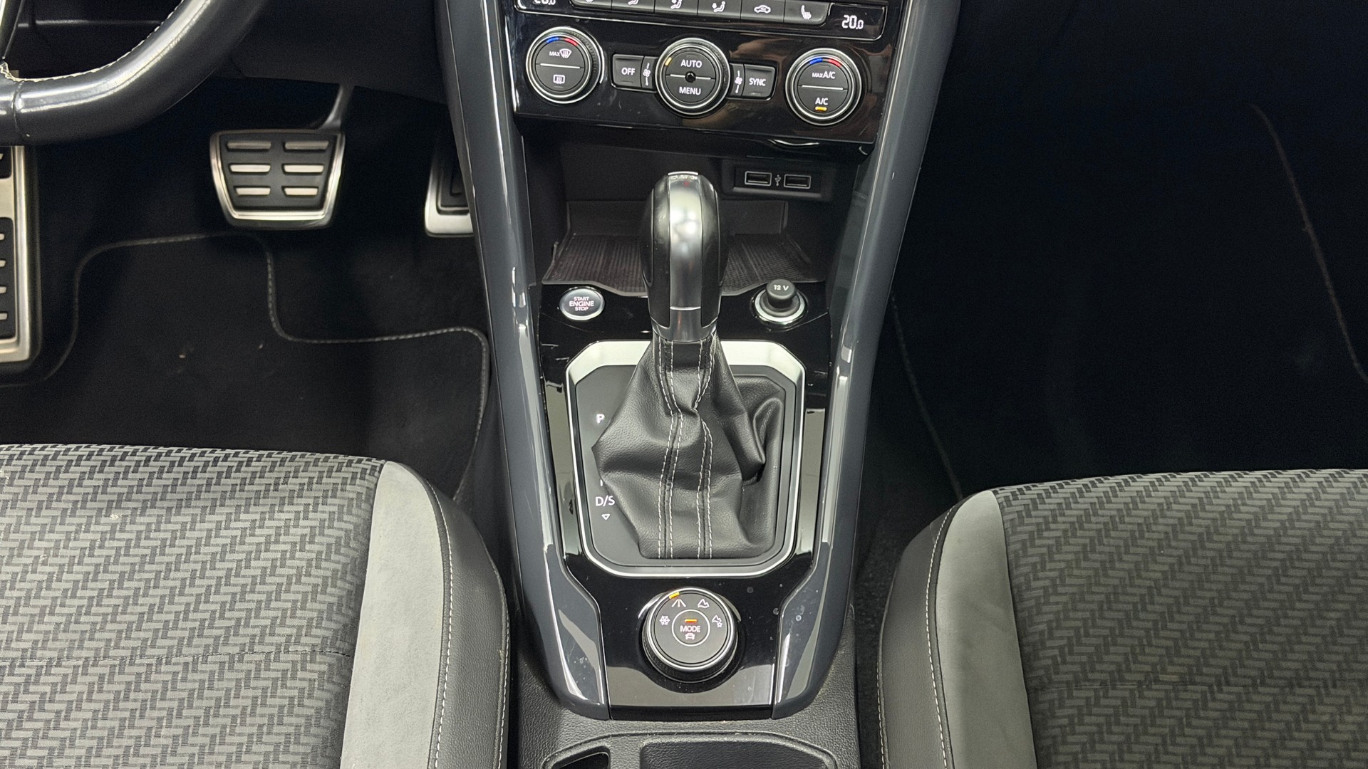 VW T-Roc 2.0 TDI SCR Sport DSG 4Motion-image-15