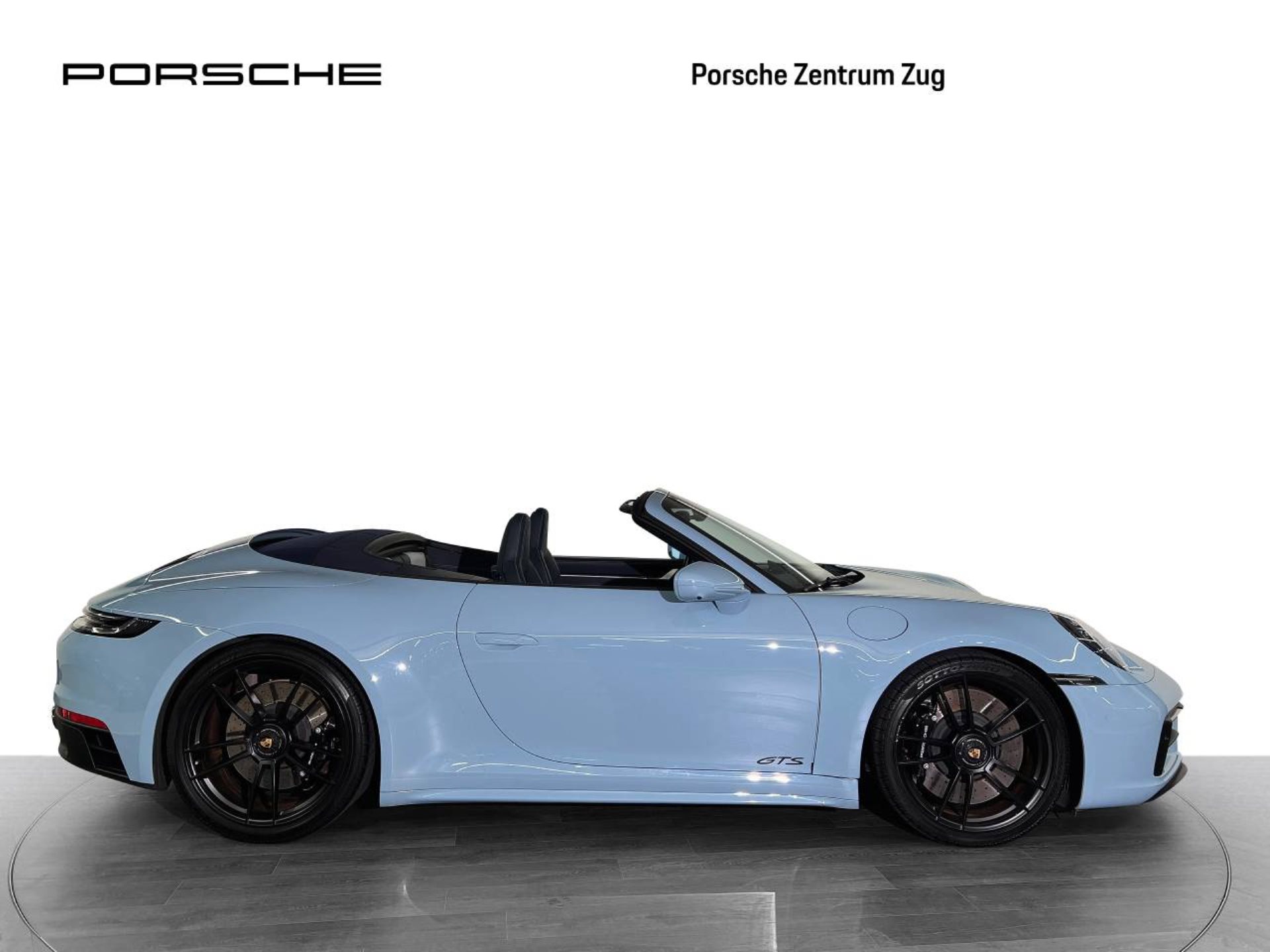 PORSCHE 911 Carrera 4 GTS Cabriolet-image-10