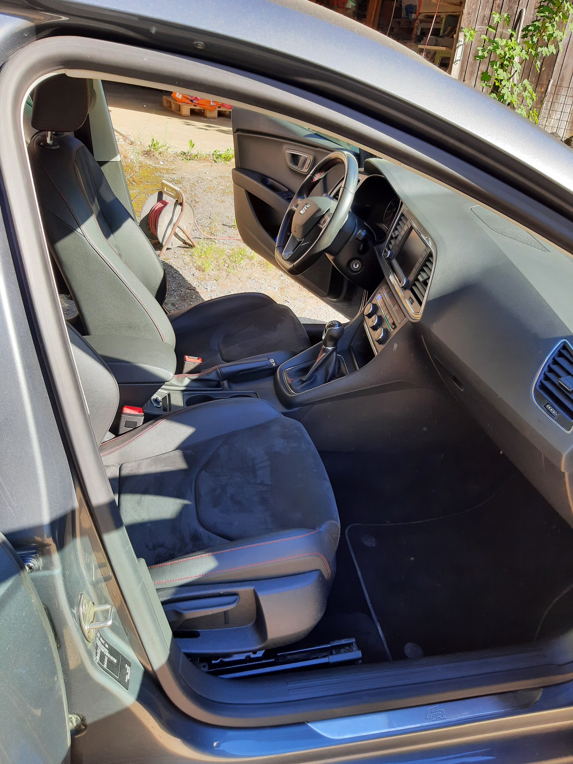 SEAT 1.4 TSI 150 ACT FR Line-image-3