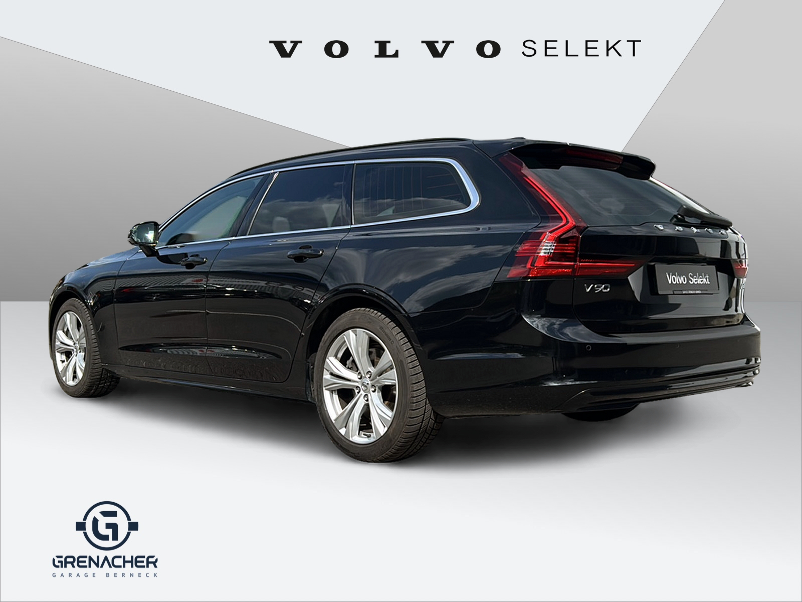 VOLVO V90 2.0 B4 Momentum-showroom-element-3
