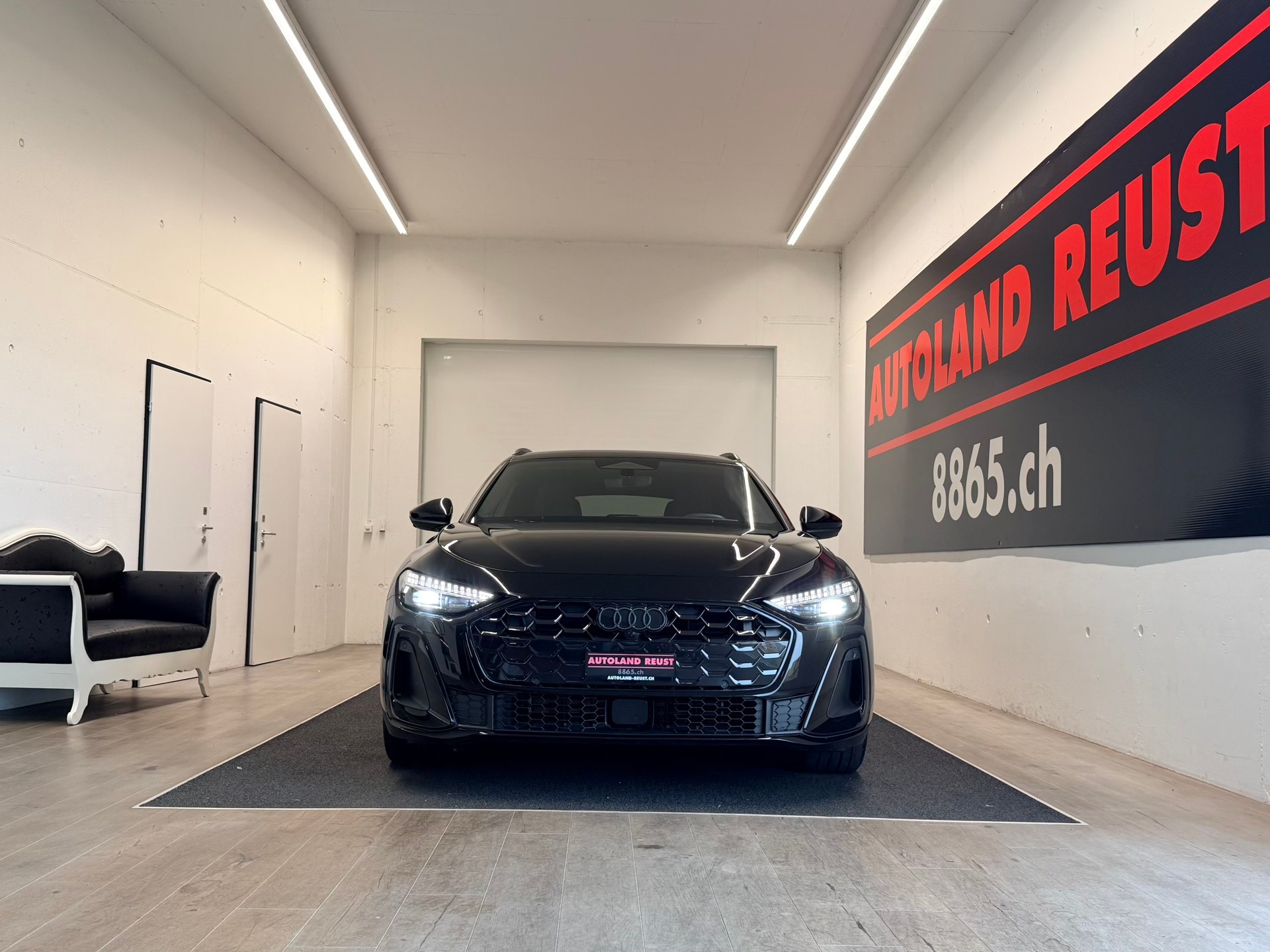 AUDI A5 Avant TDI quattro 150 kW S tronic-image-1