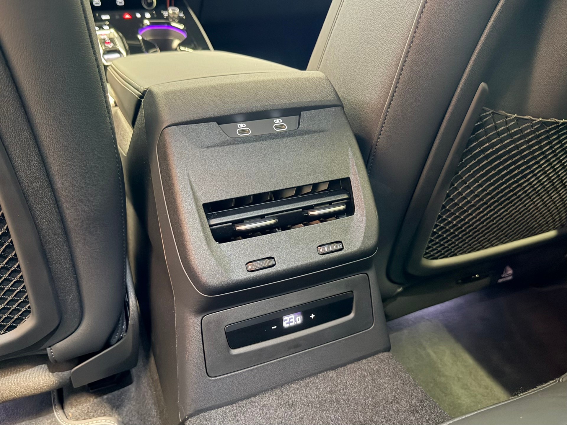 AUDI A5 Avant TDI quattro 150 kW S tronic-image-16