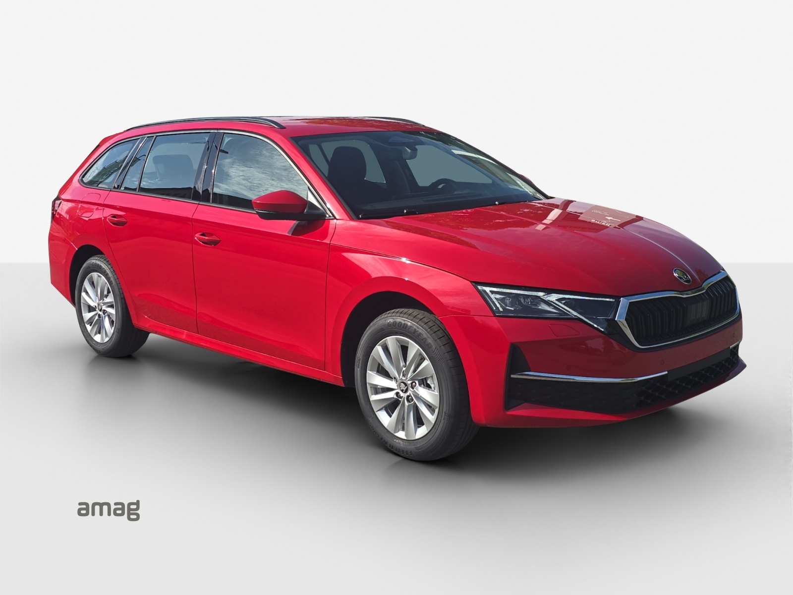 SKODA Octavia Combi 2.0 TDI DSG Selection-image-5