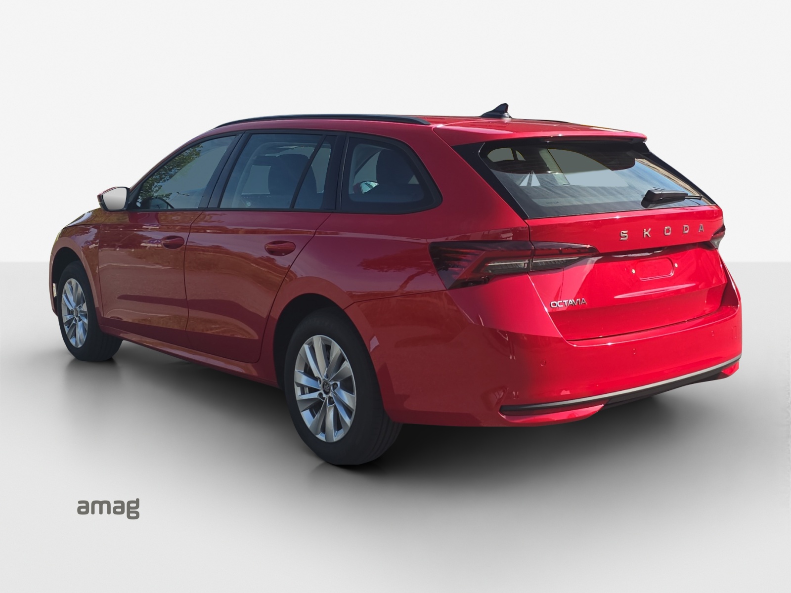 SKODA Octavia Combi 2.0 TDI DSG Selection-image-2
