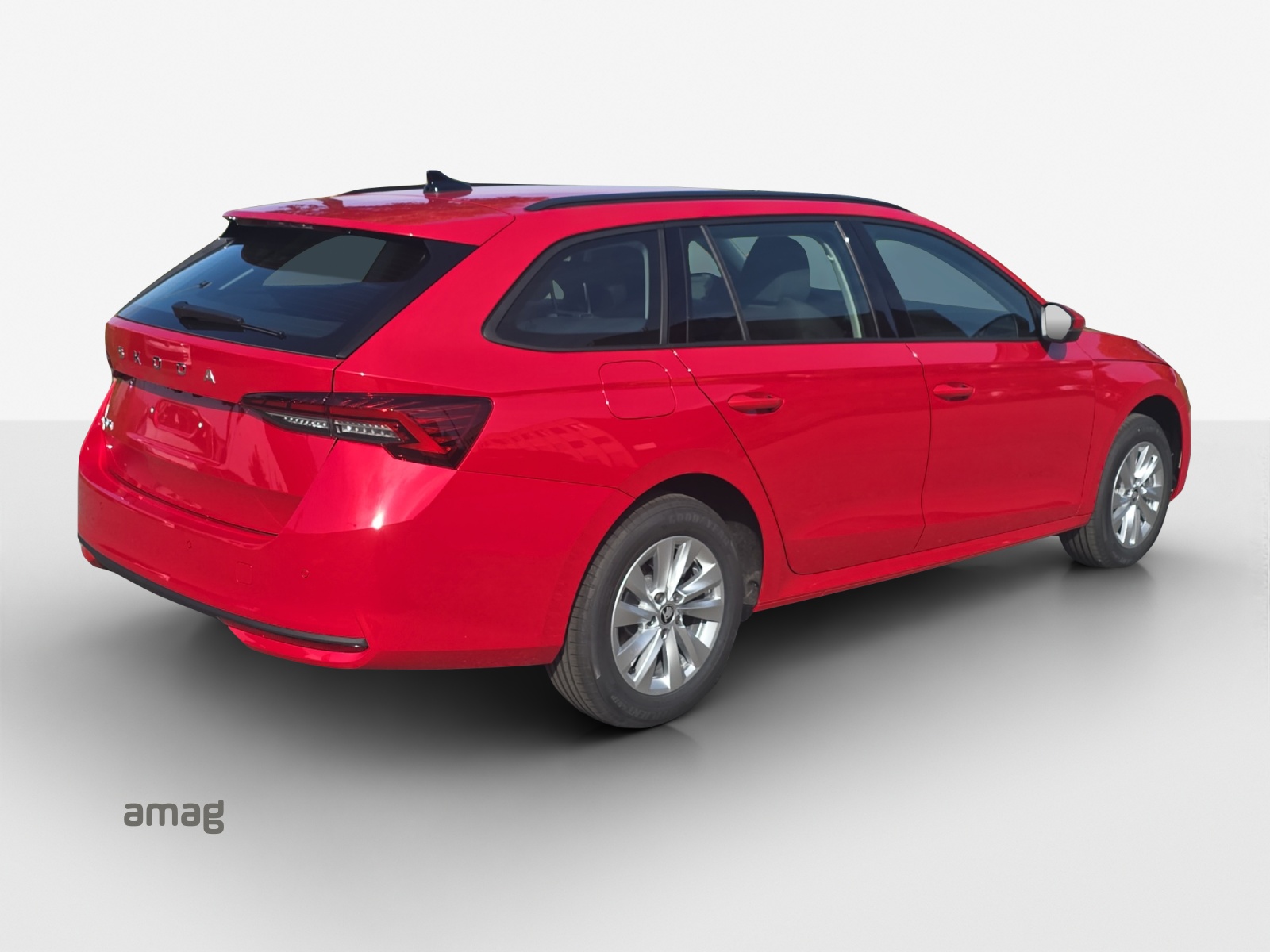 SKODA Octavia Combi 2.0 TDI DSG Selection-image-4