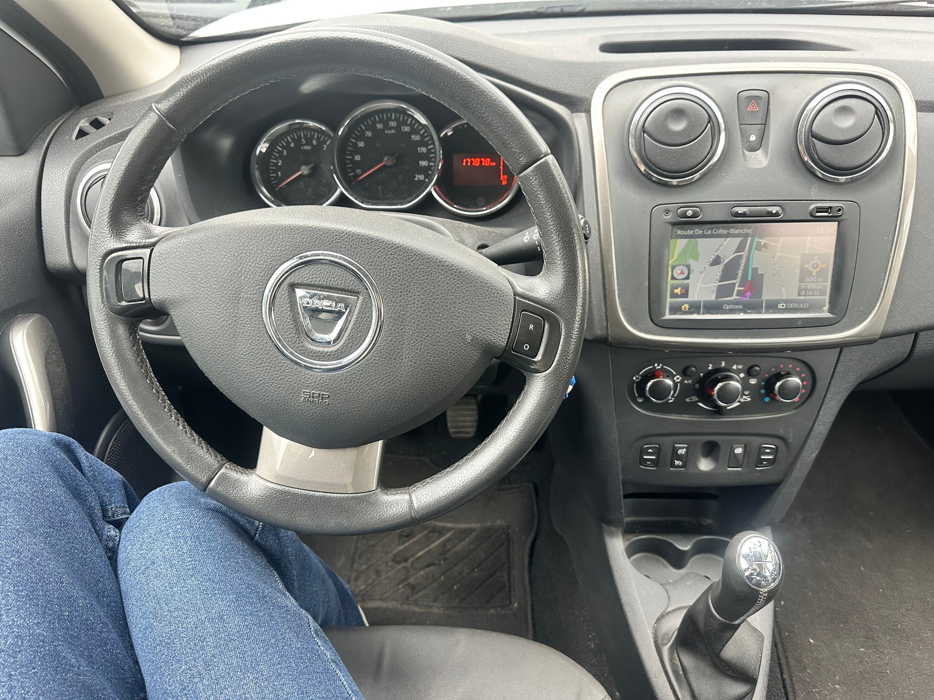 DACIA Sandero Tce 90 Stepway Lauréate-image-10