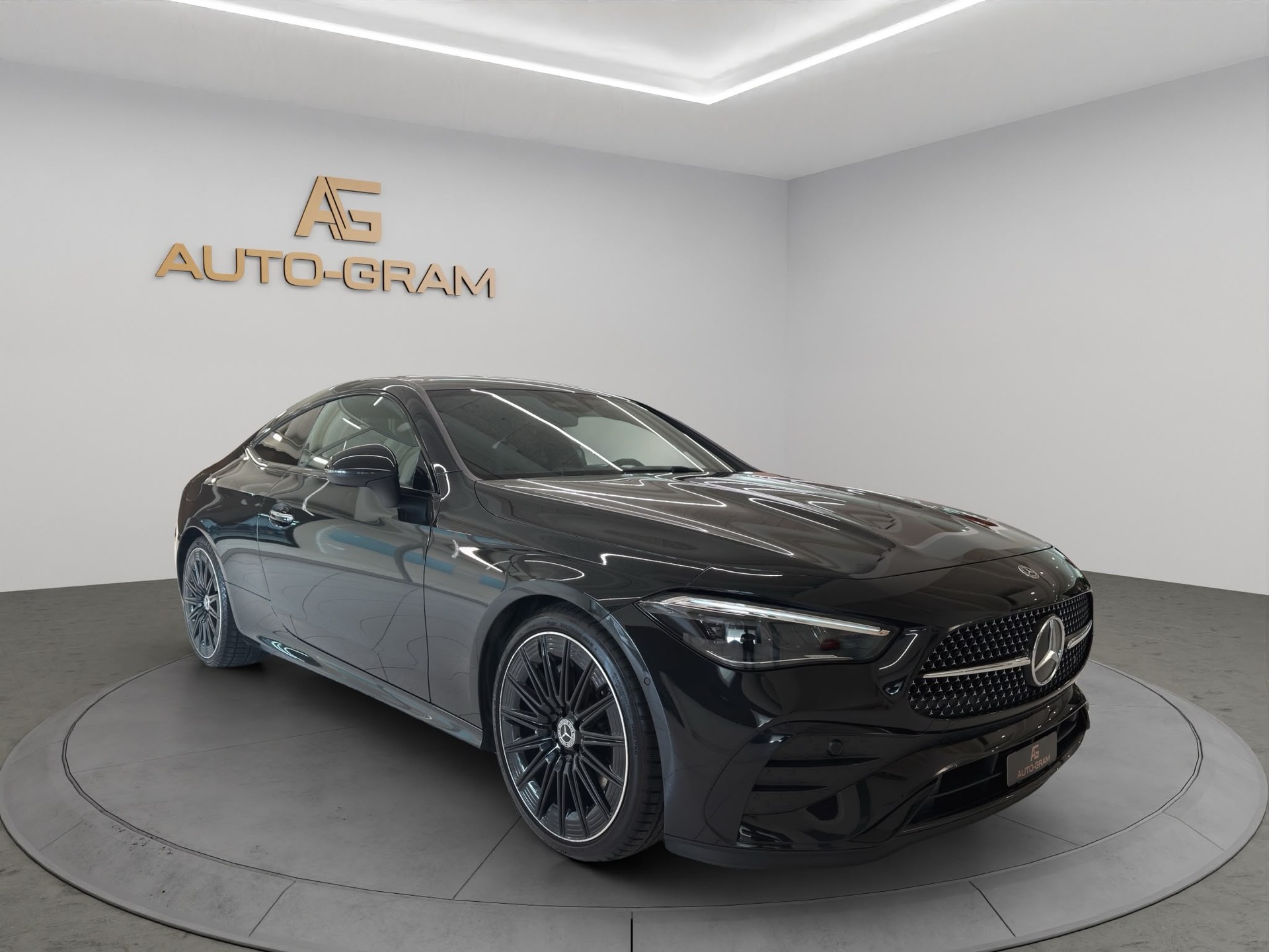 MERCEDES-BENZ CLE 200 Coupé 4Matic 9G-Tronic-image-6