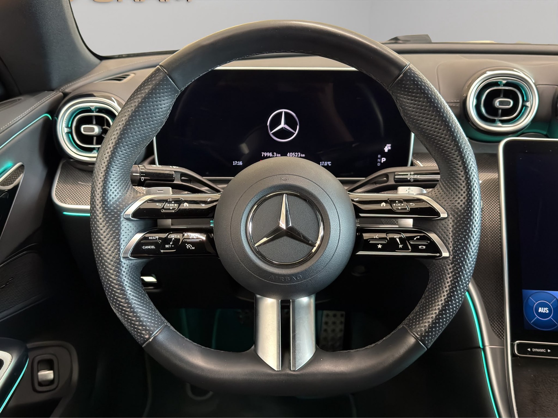MERCEDES-BENZ CLE 200 Coupé 4Matic 9G-Tronic-image-19