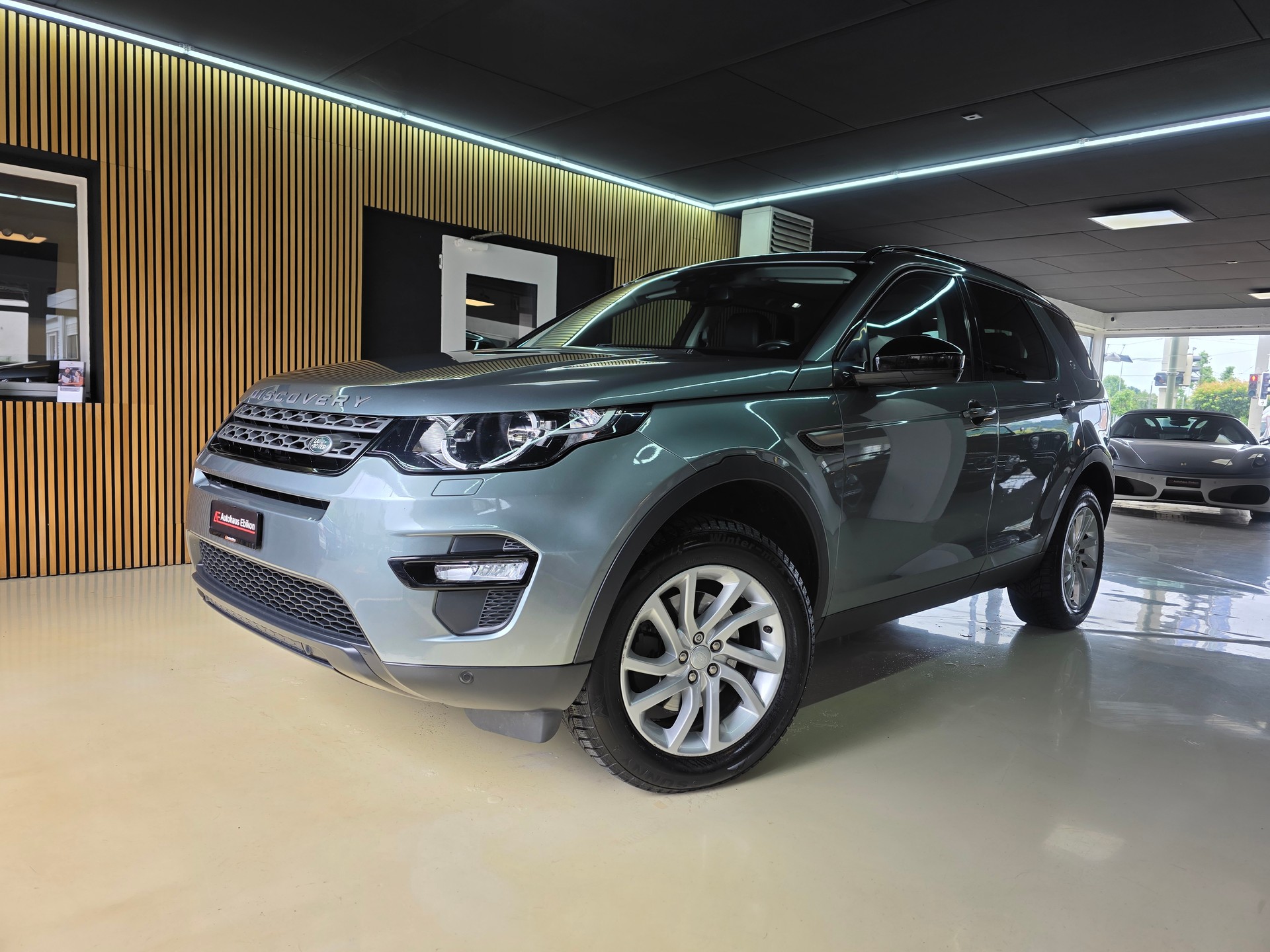 LAND ROVER Discovery Sport 2.0 TD4 Pure AT9-image-0