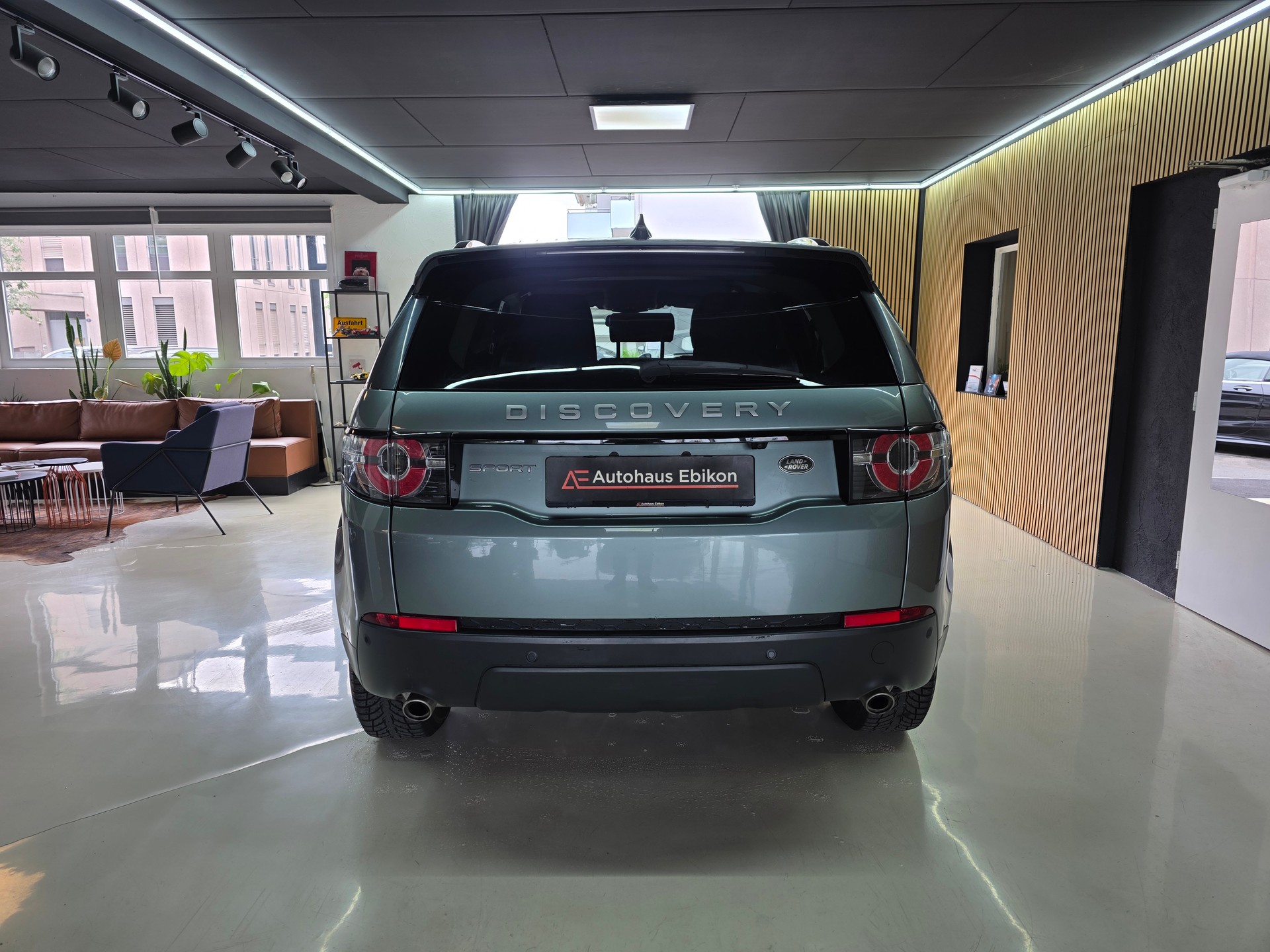 LAND ROVER Discovery Sport 2.0 TD4 Pure AT9-image-5