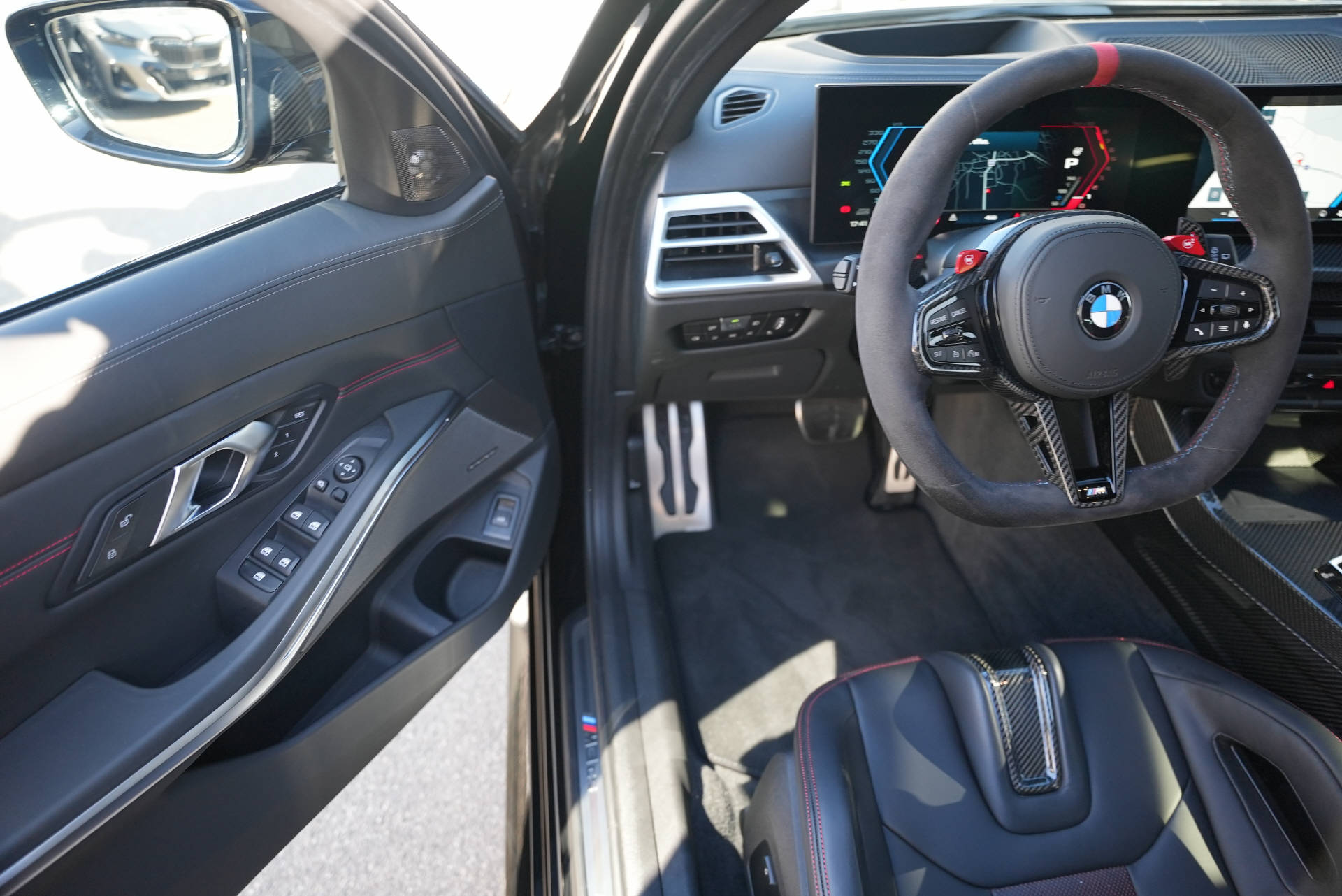 BMW M3 CS Touring xDrive-image-8