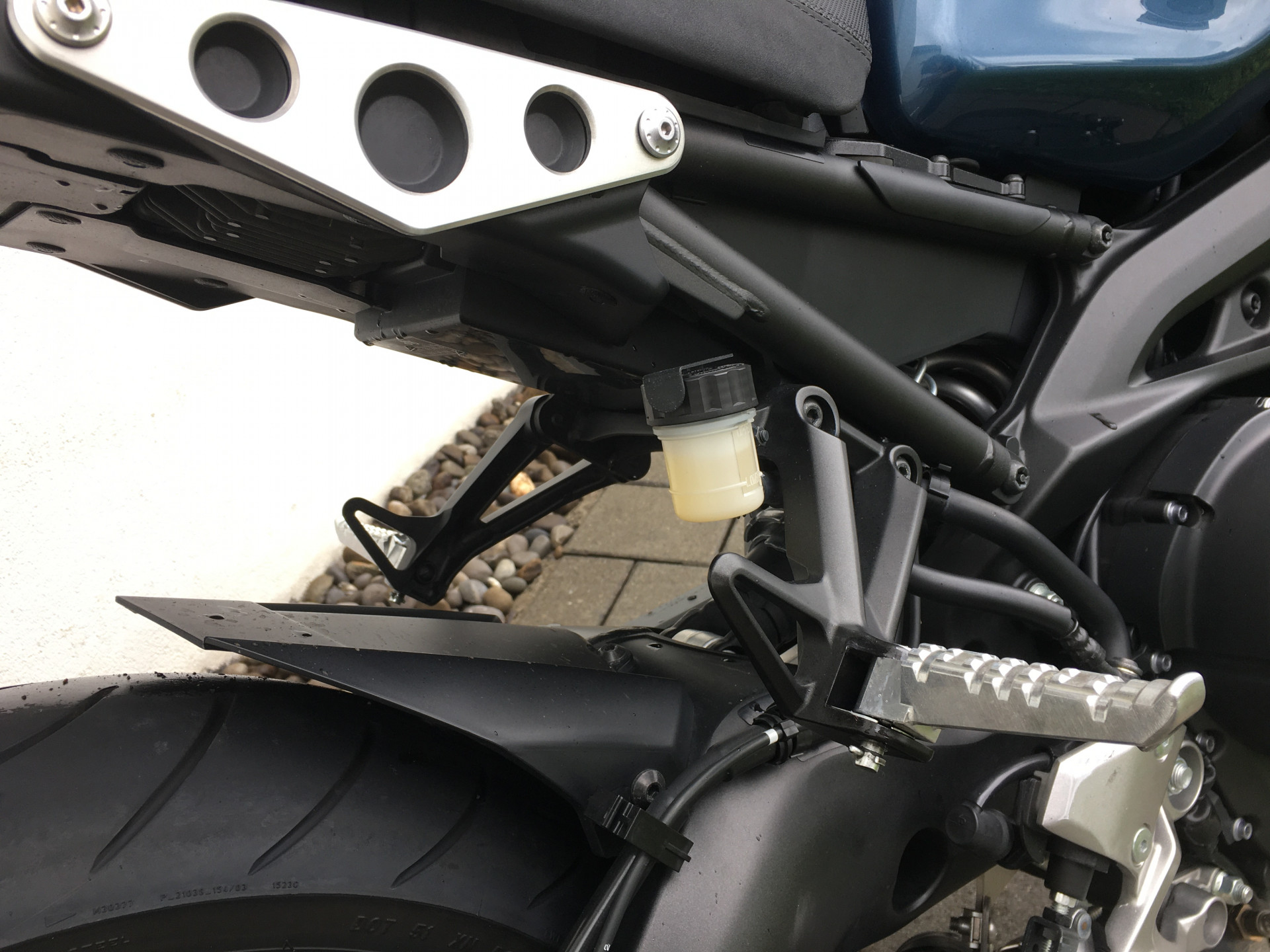 YAMAHA XSR 900-image-7