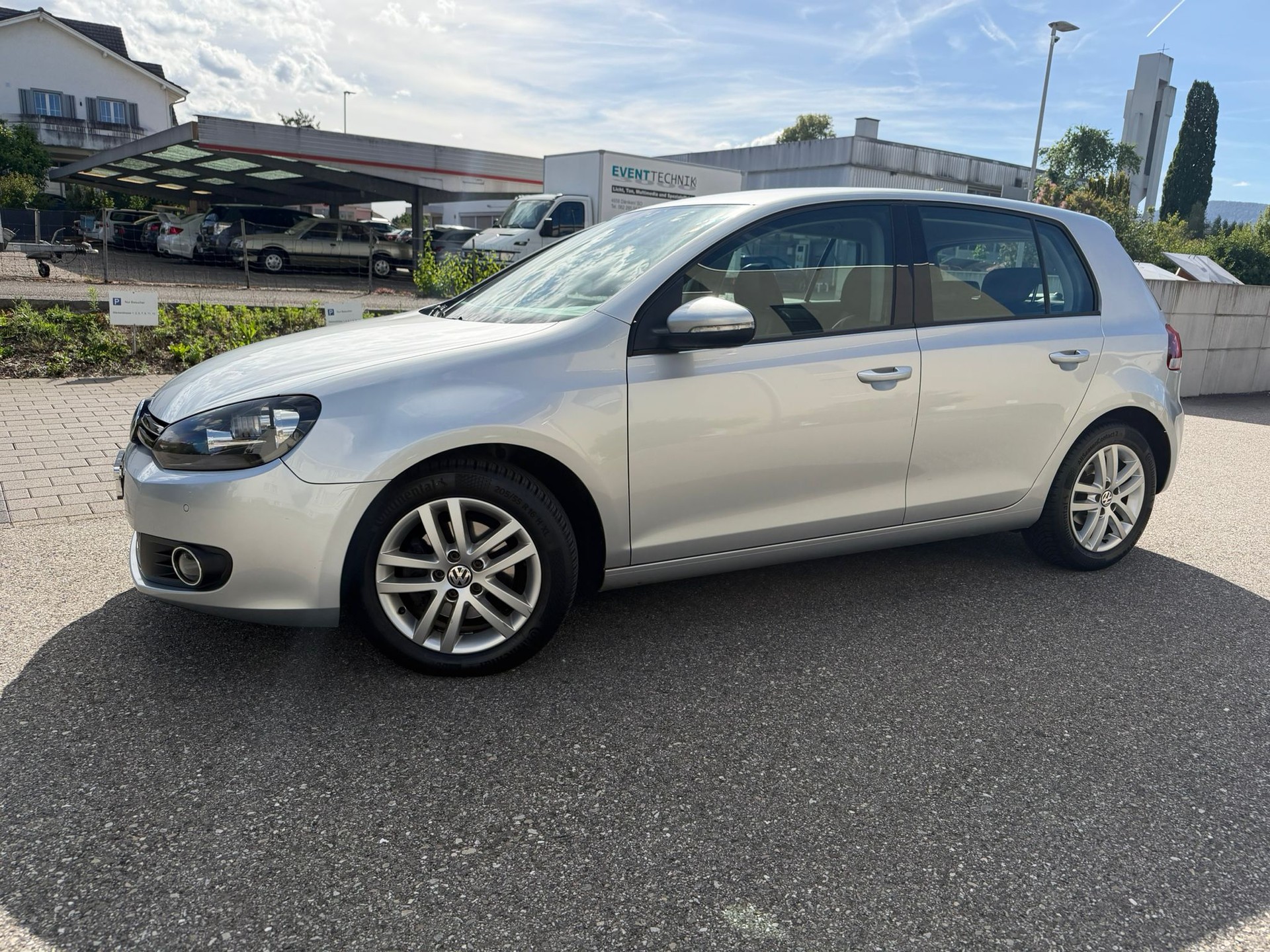 VW Golf 2.0 TDI Highline-image-2