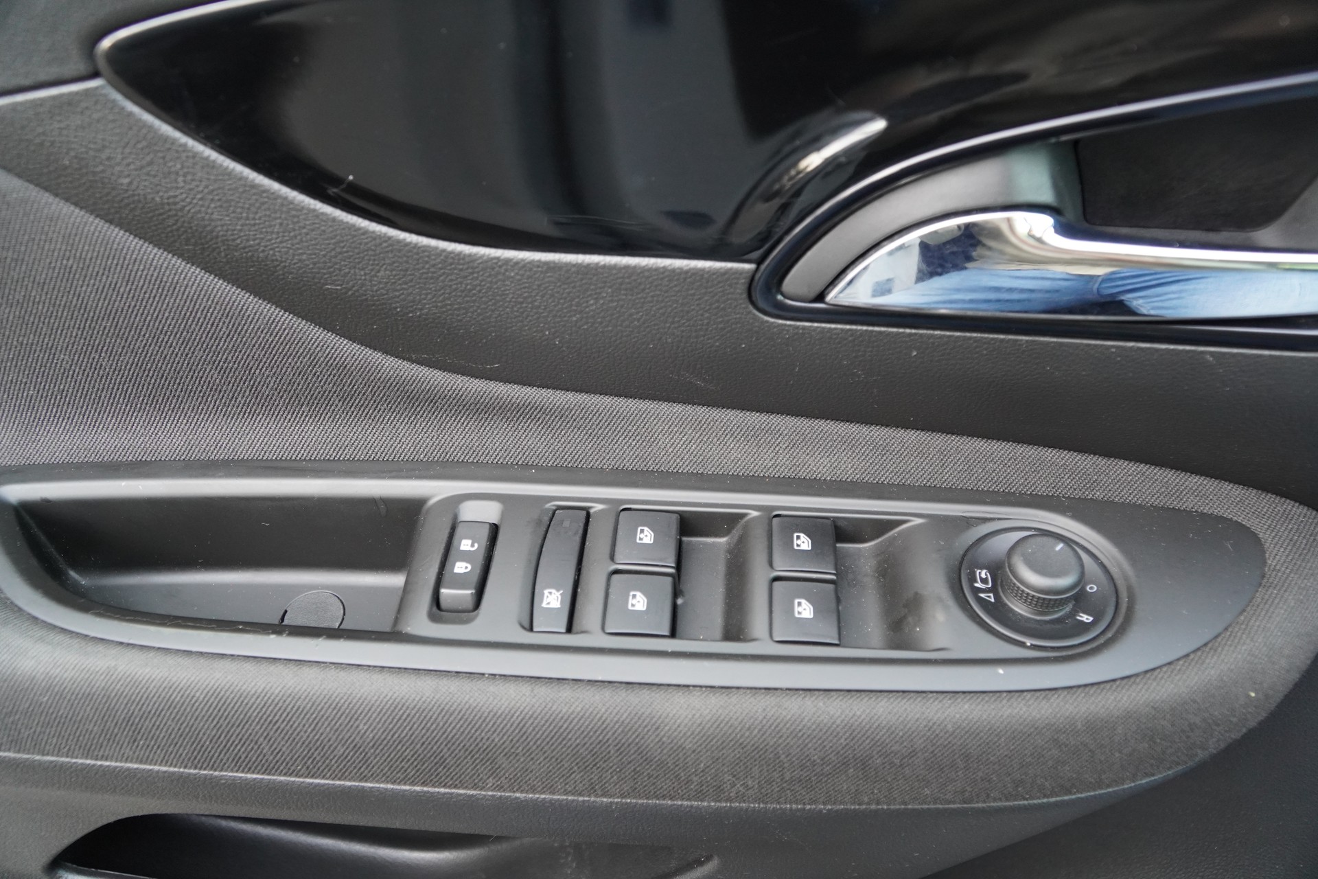 OPEL Mokka X 1.4i 16V Turbo Enjoy 4WD Automatik-image-22