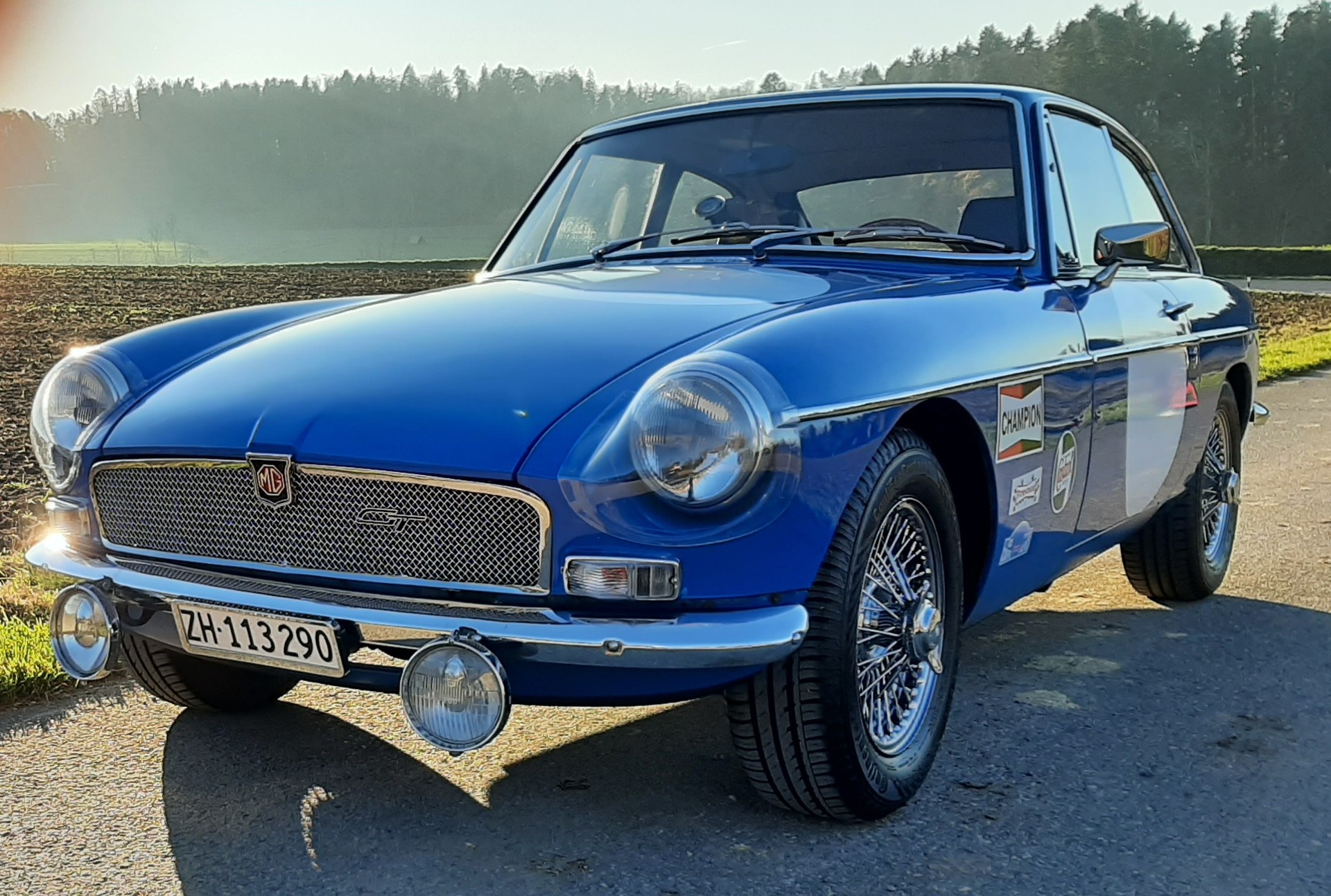 MG GT-image-1