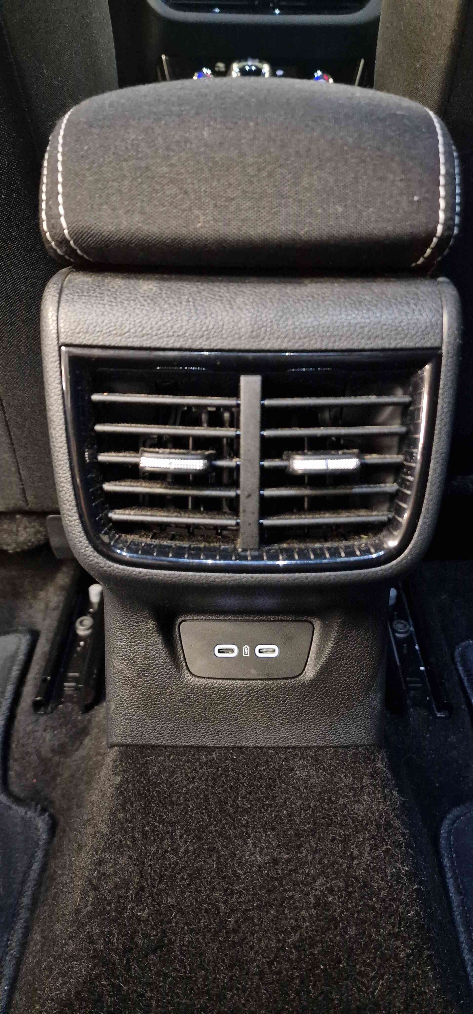SKODA Fabia 1.0 TSI Monte Carlo DSG-image-15