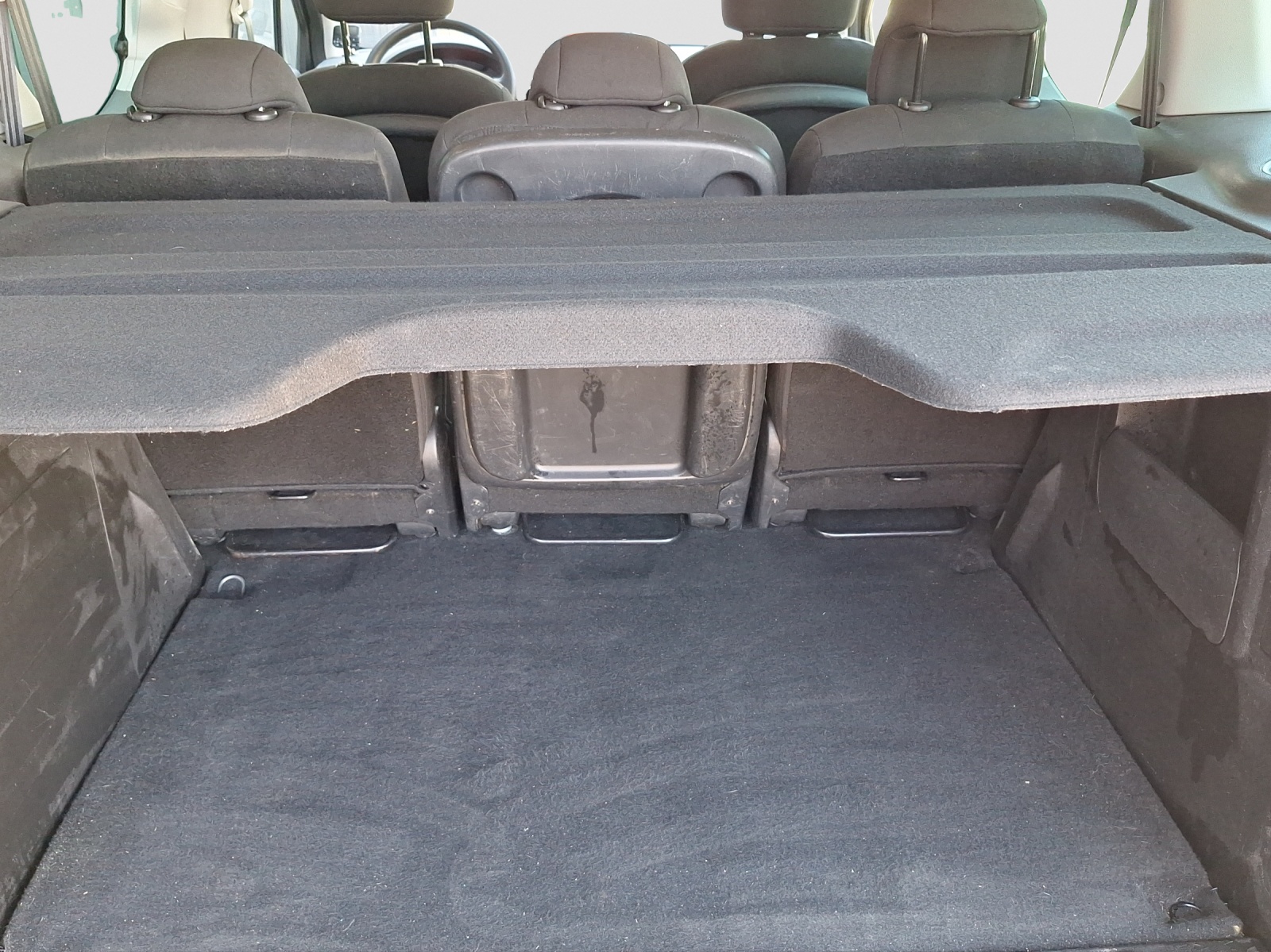 PEUGEOT Partner Tepee 1.6 BlueHDI 100 Active-image-11